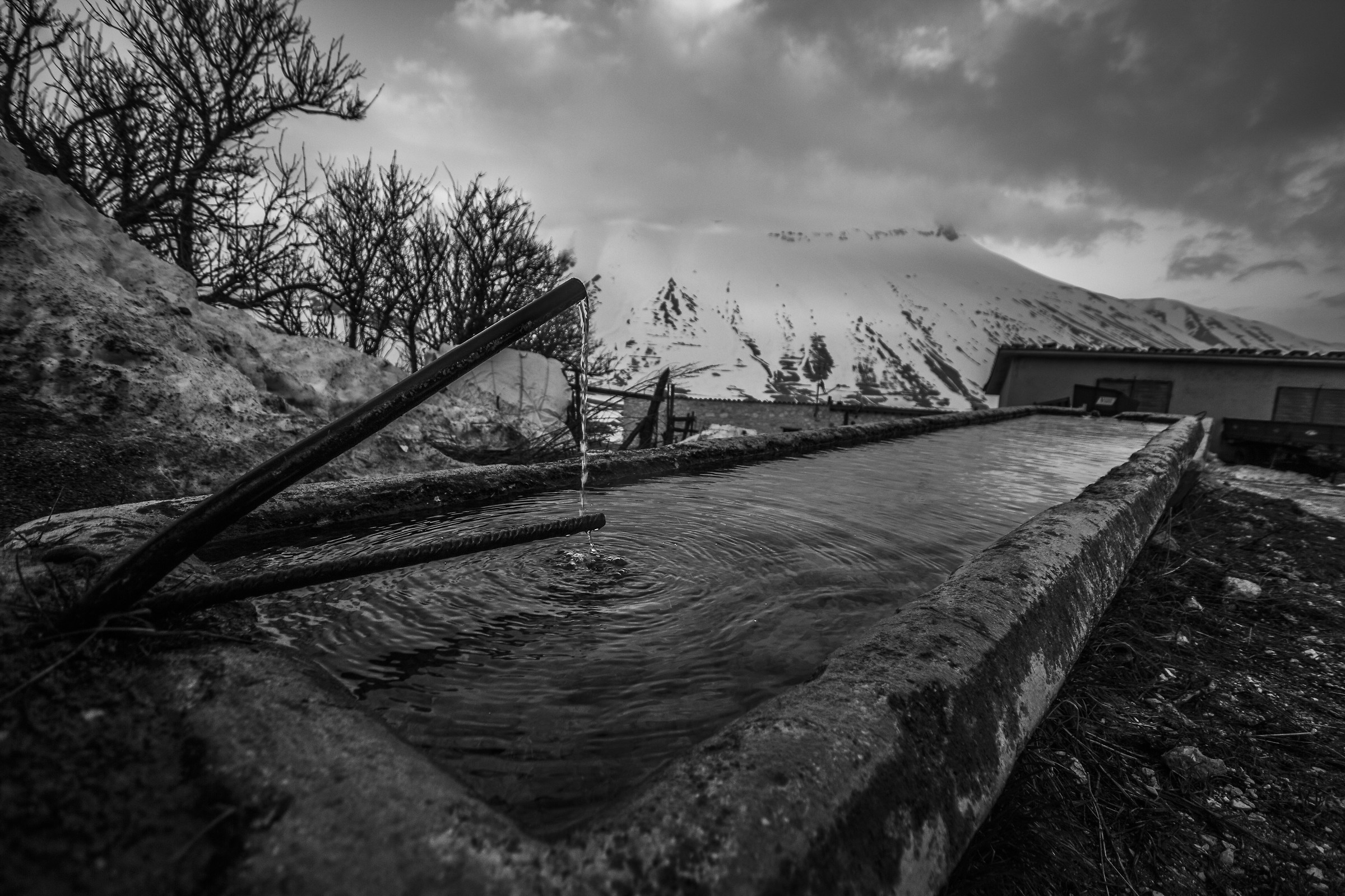 castelluccio and fountain
