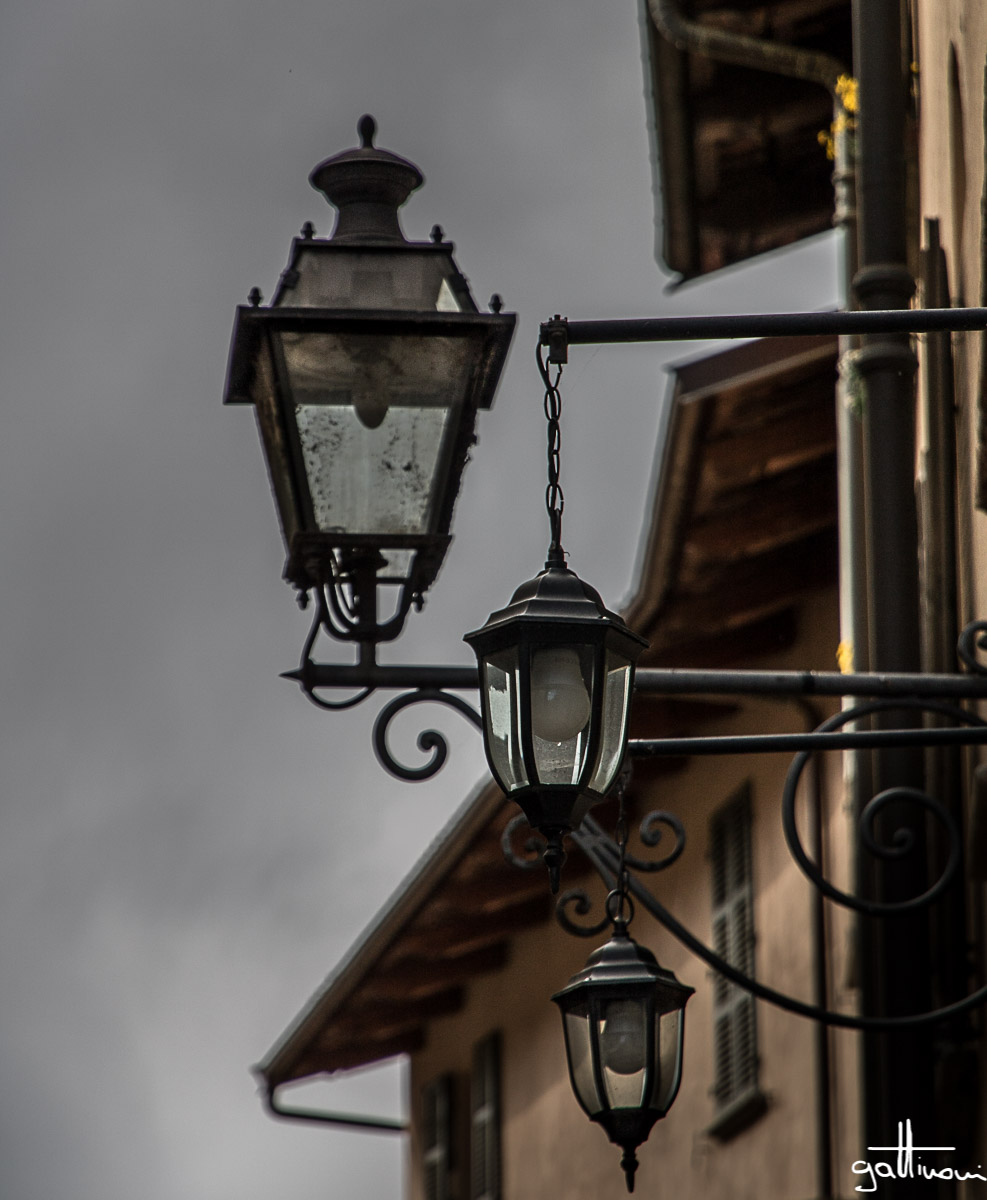 lampposts