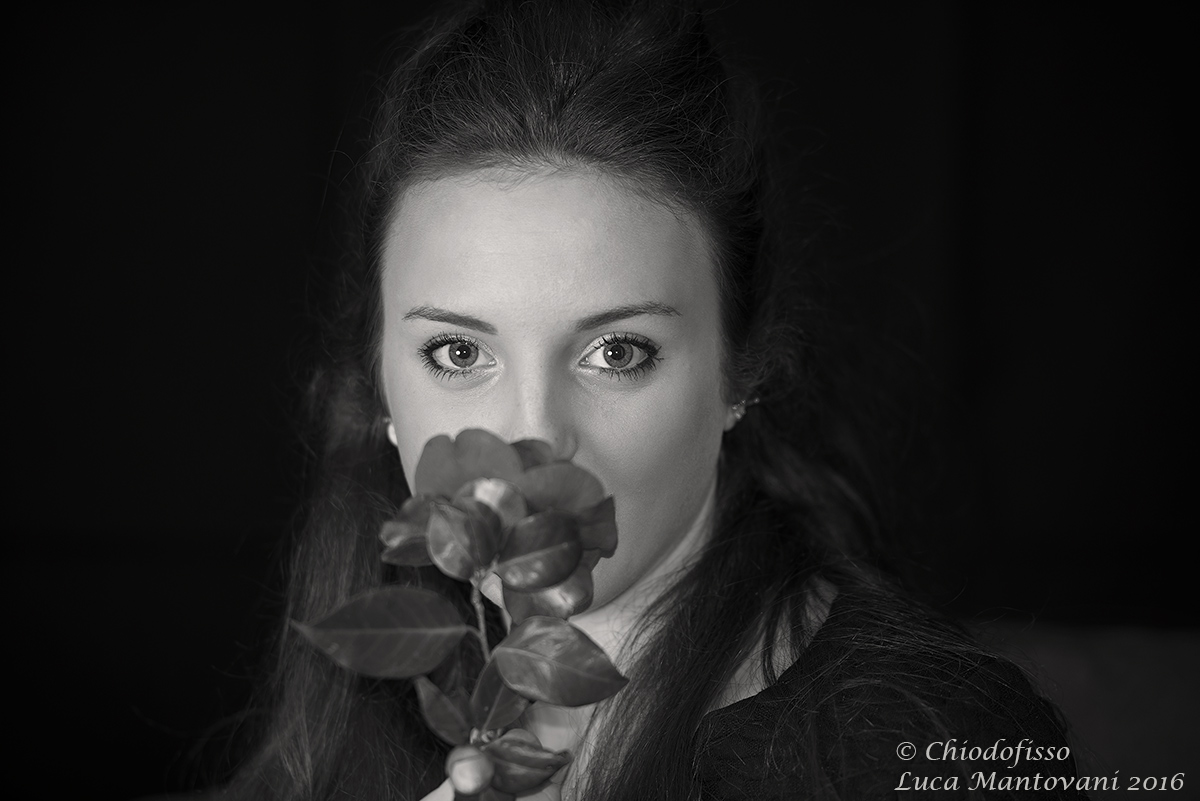 A flower and her eyes