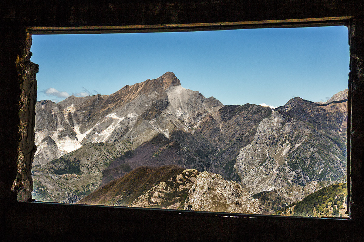 Mount Sagro window