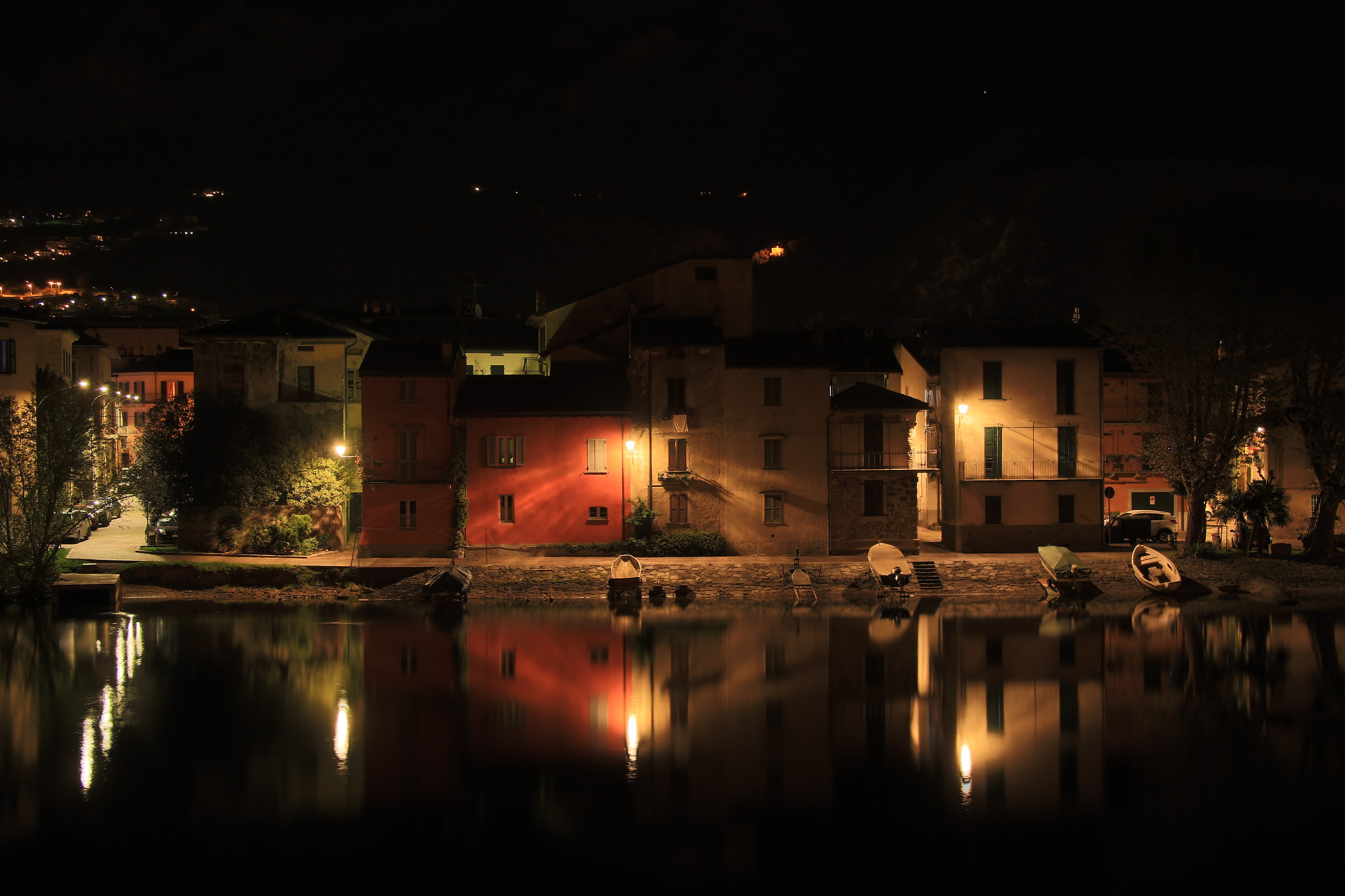 Pescarenico... In ricordo di Manzoni e di Renzo e Lucia