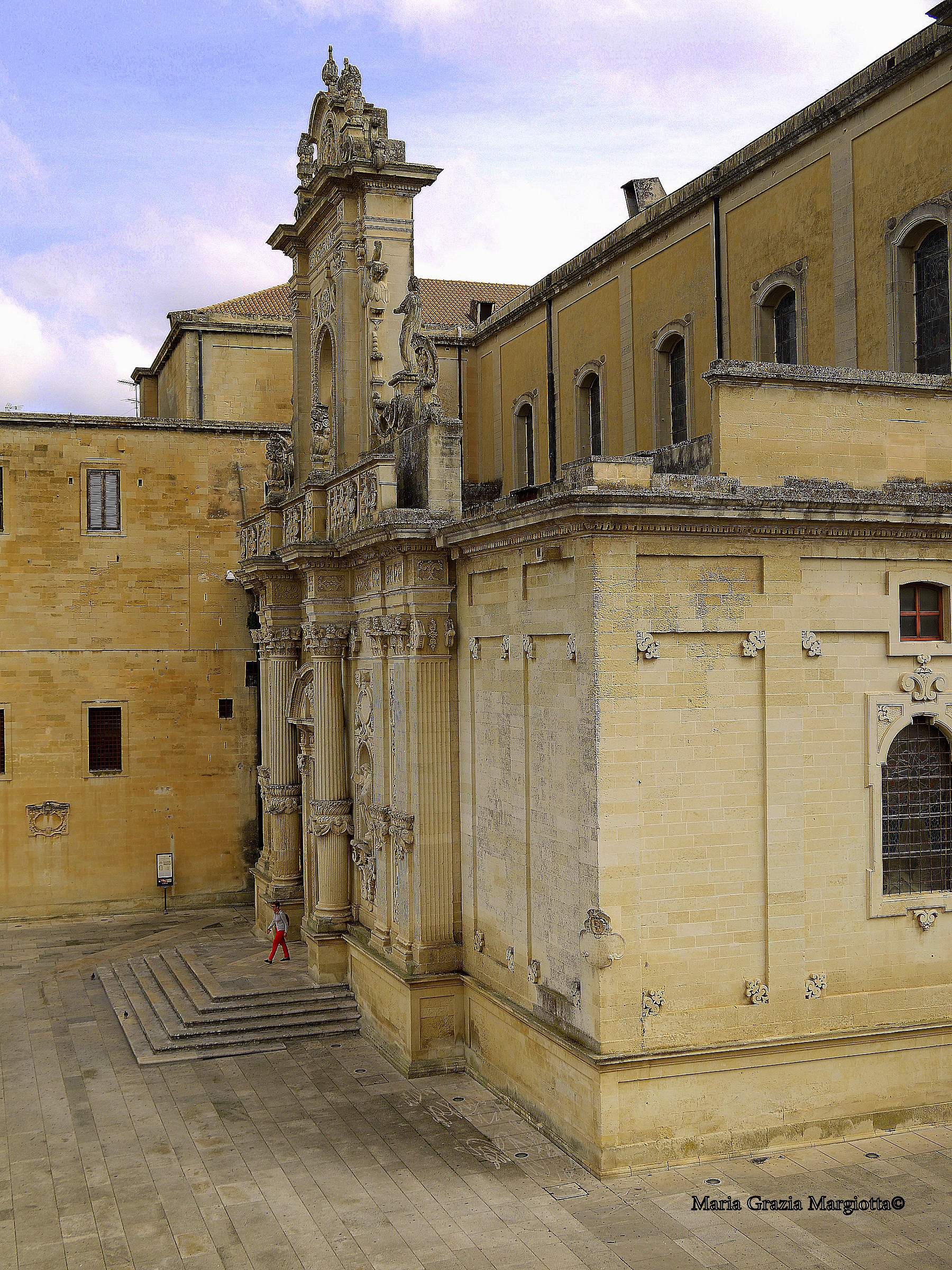 Un'altra prospettiva:Il Duomo di Lecce