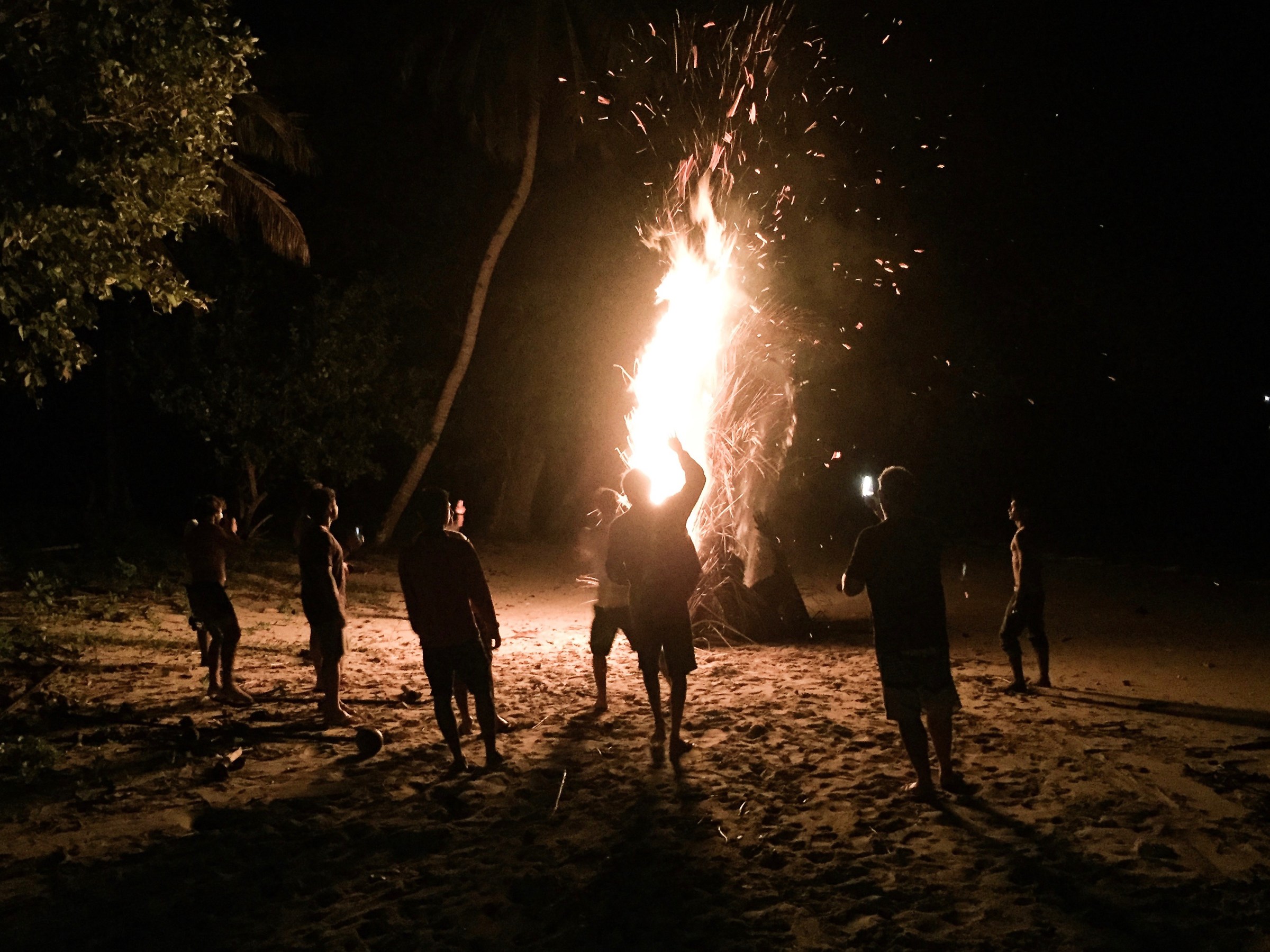 bonfire Mentawai