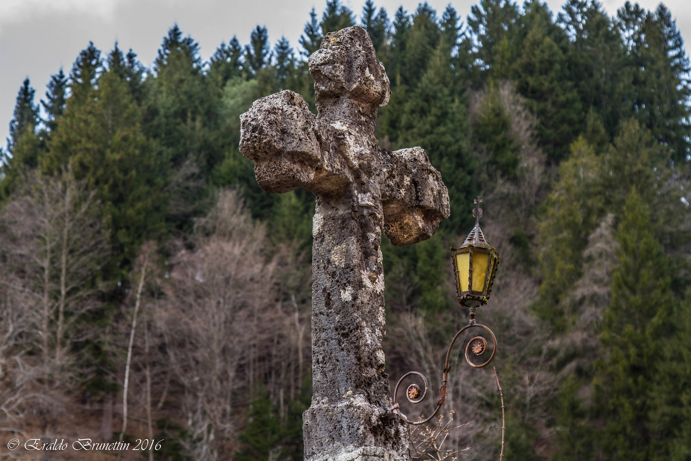 Cercivento. Croce in Pietra