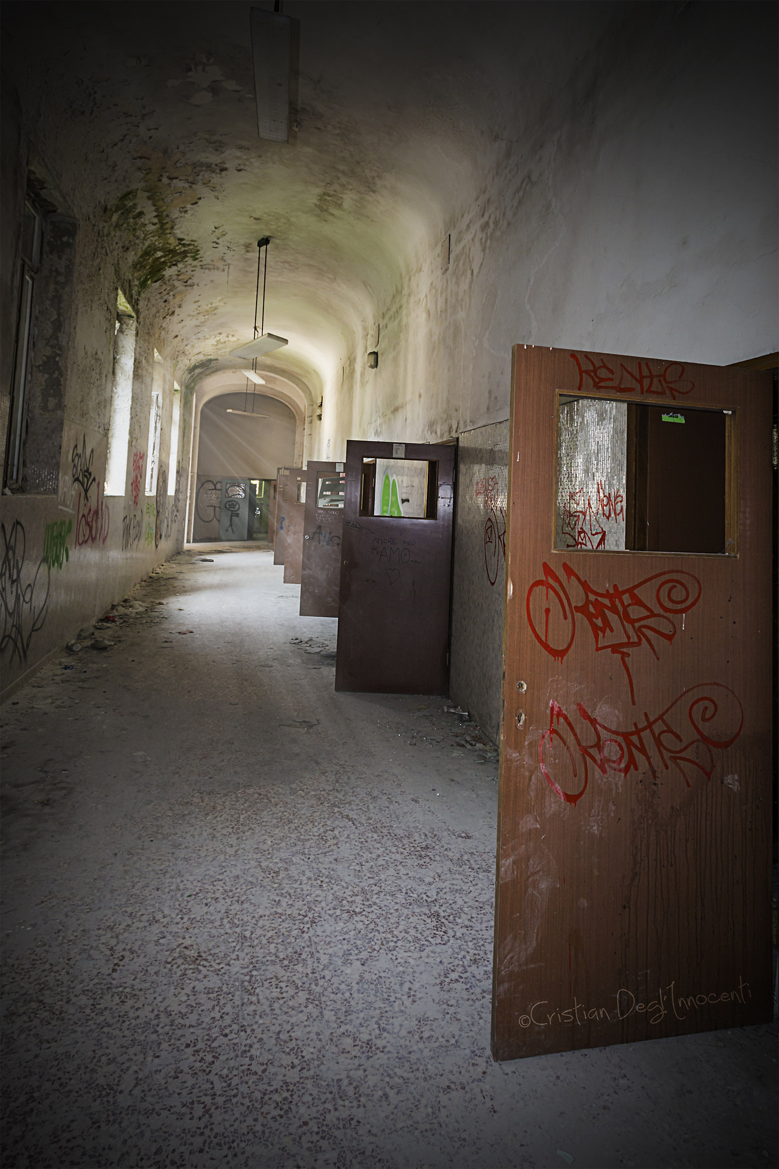 Ex Manicomio Mombello - We are between you now