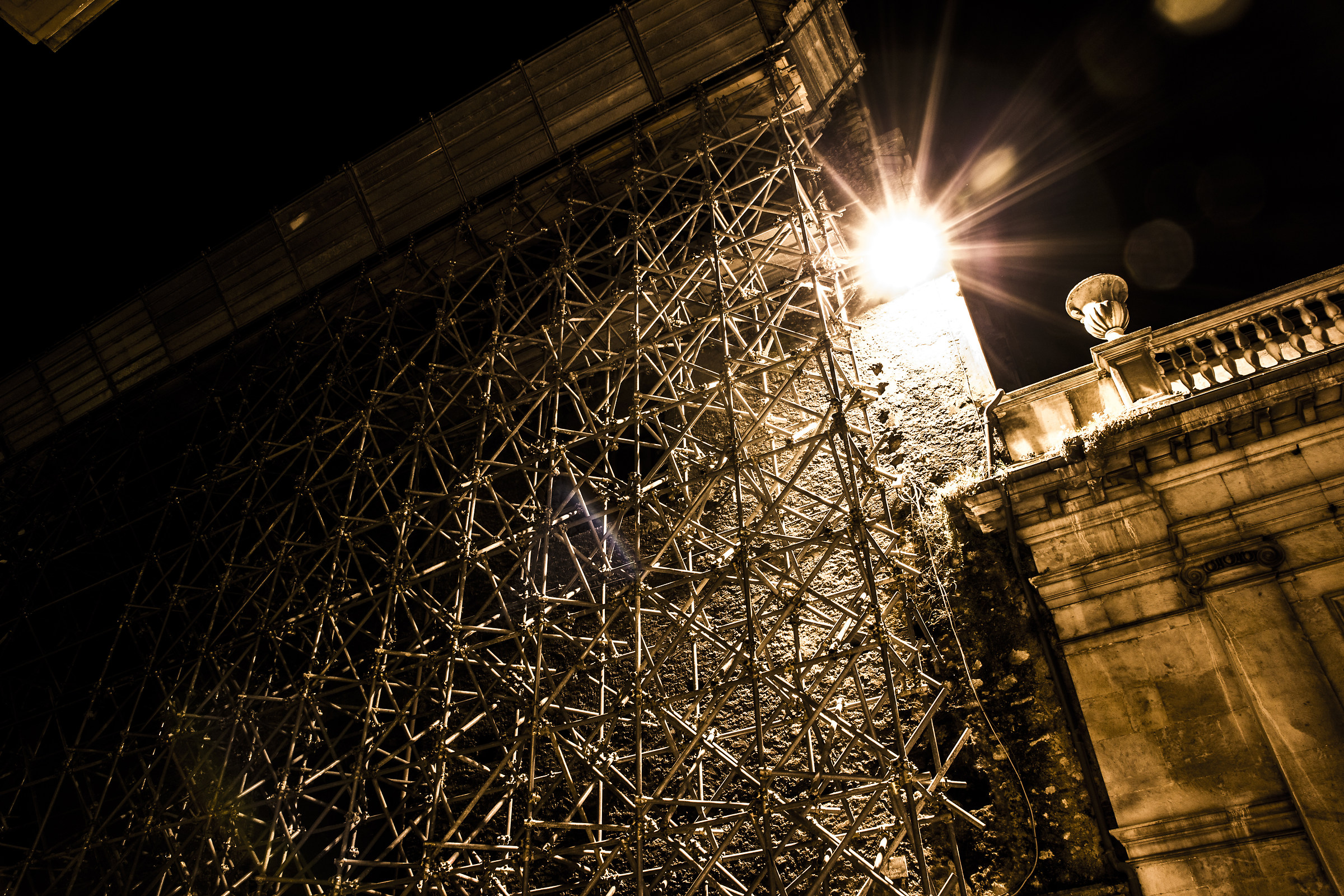Cages - L'Aquila 5 years after earthquake