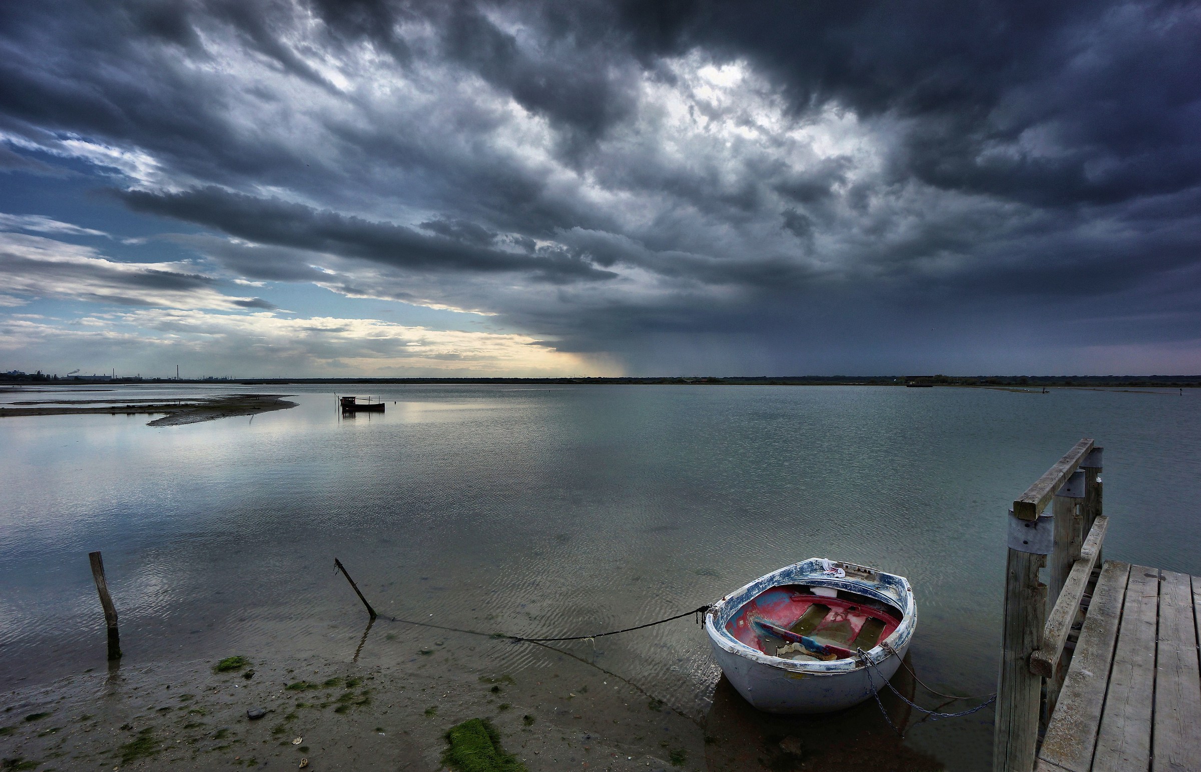 Small boat to this sky.