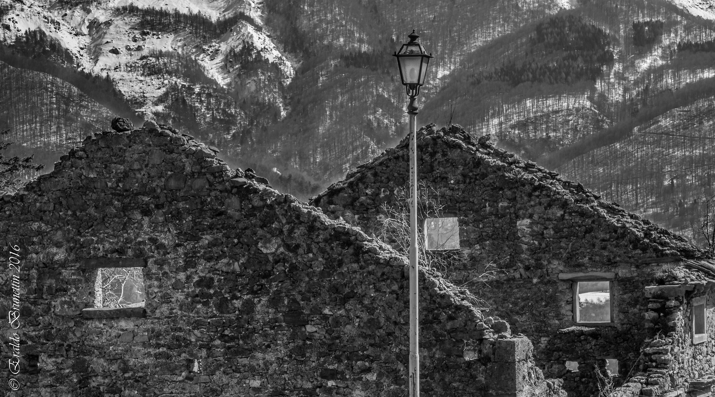 Rivalpo (ud) Finestre sui ricordi.