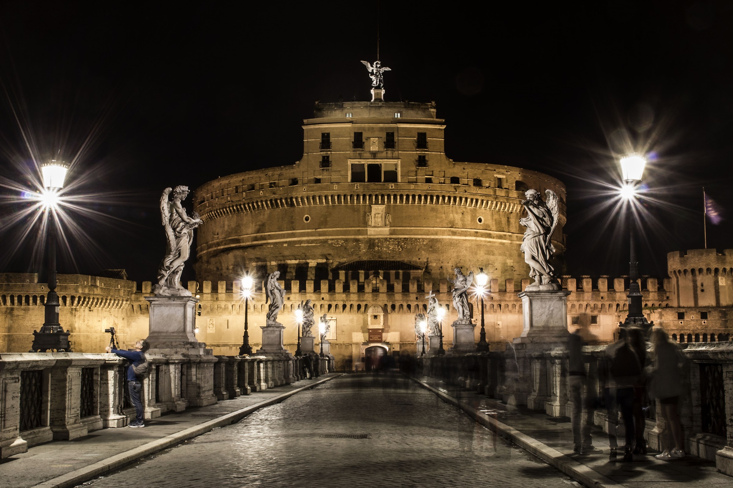Castel S.angelo by night