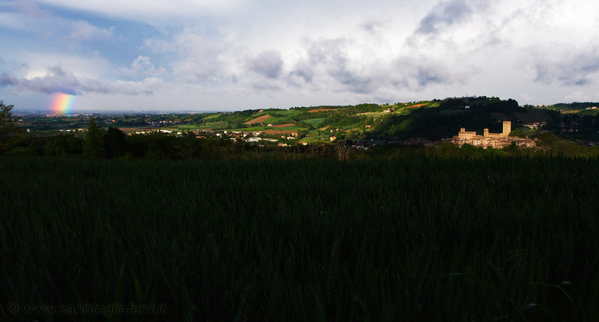 Castell and his majesty, the rainbow