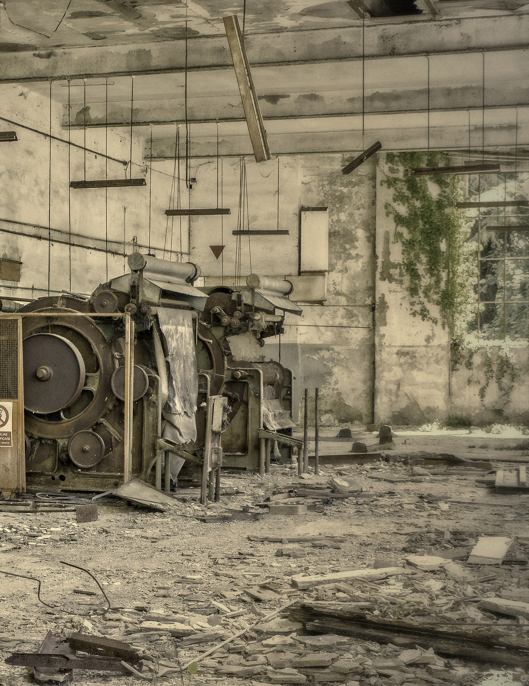 La tessitura abbandonata