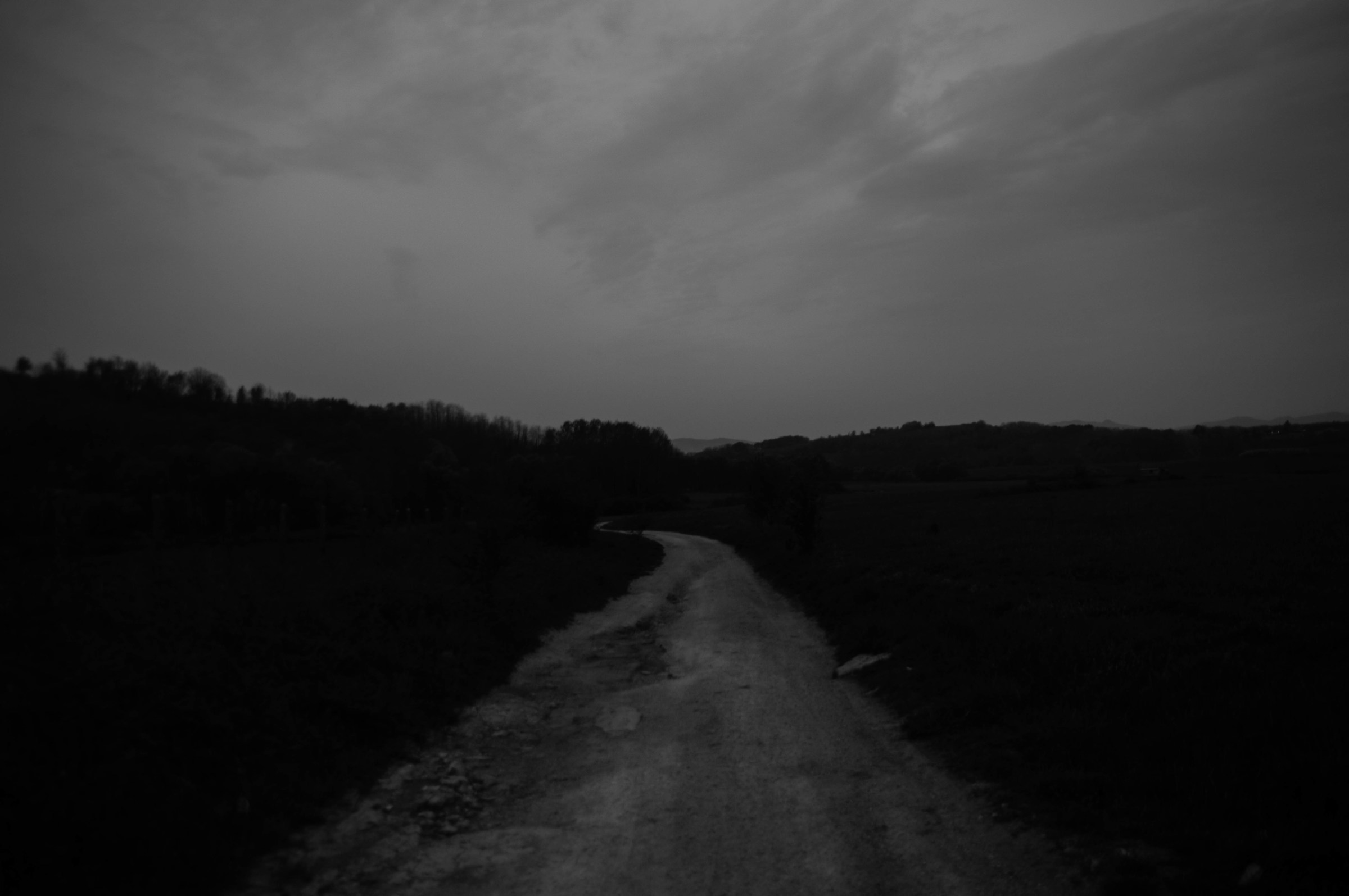 ..prendi la strada che porta lontano....