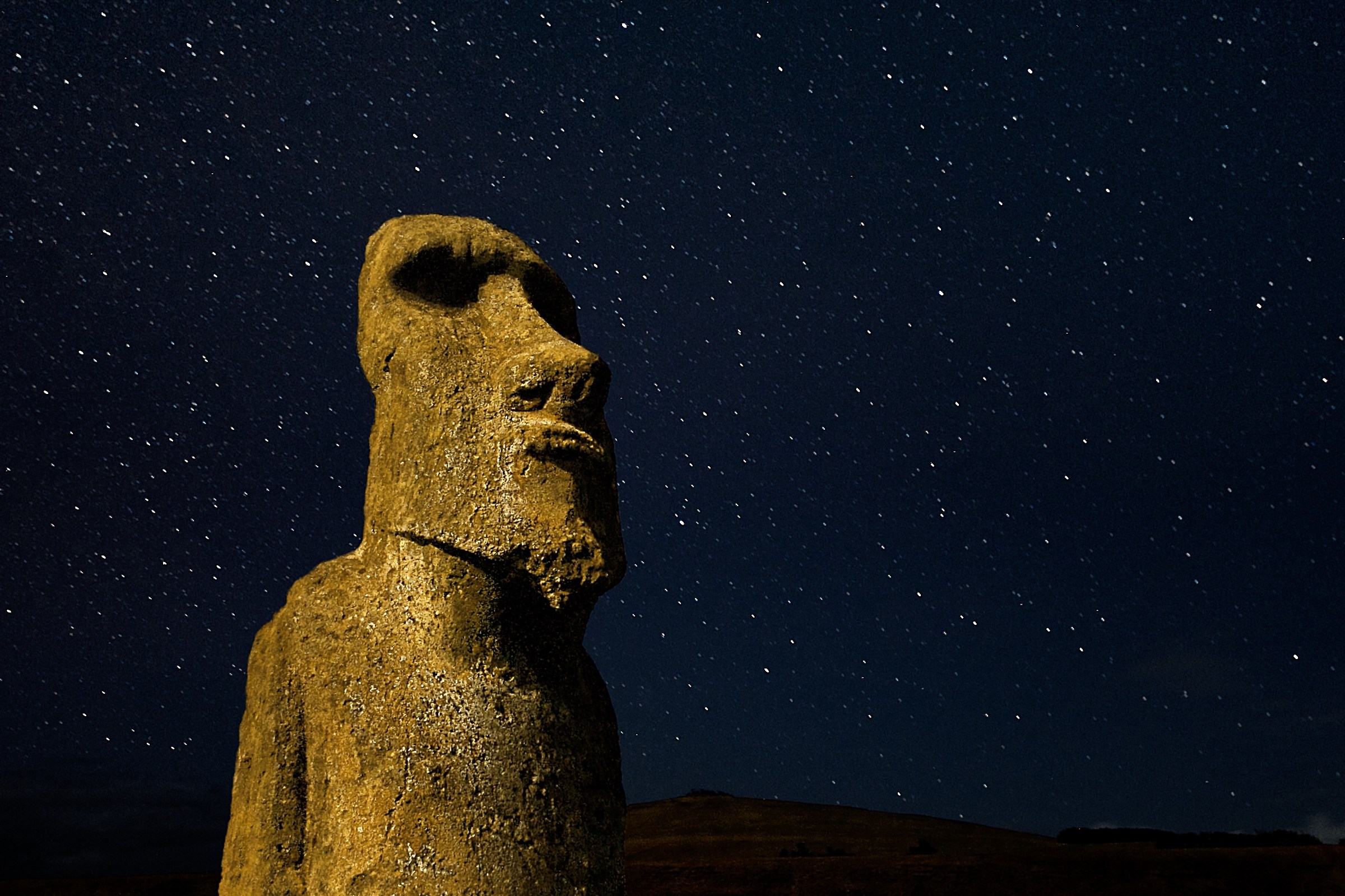 Moai looking at the sky