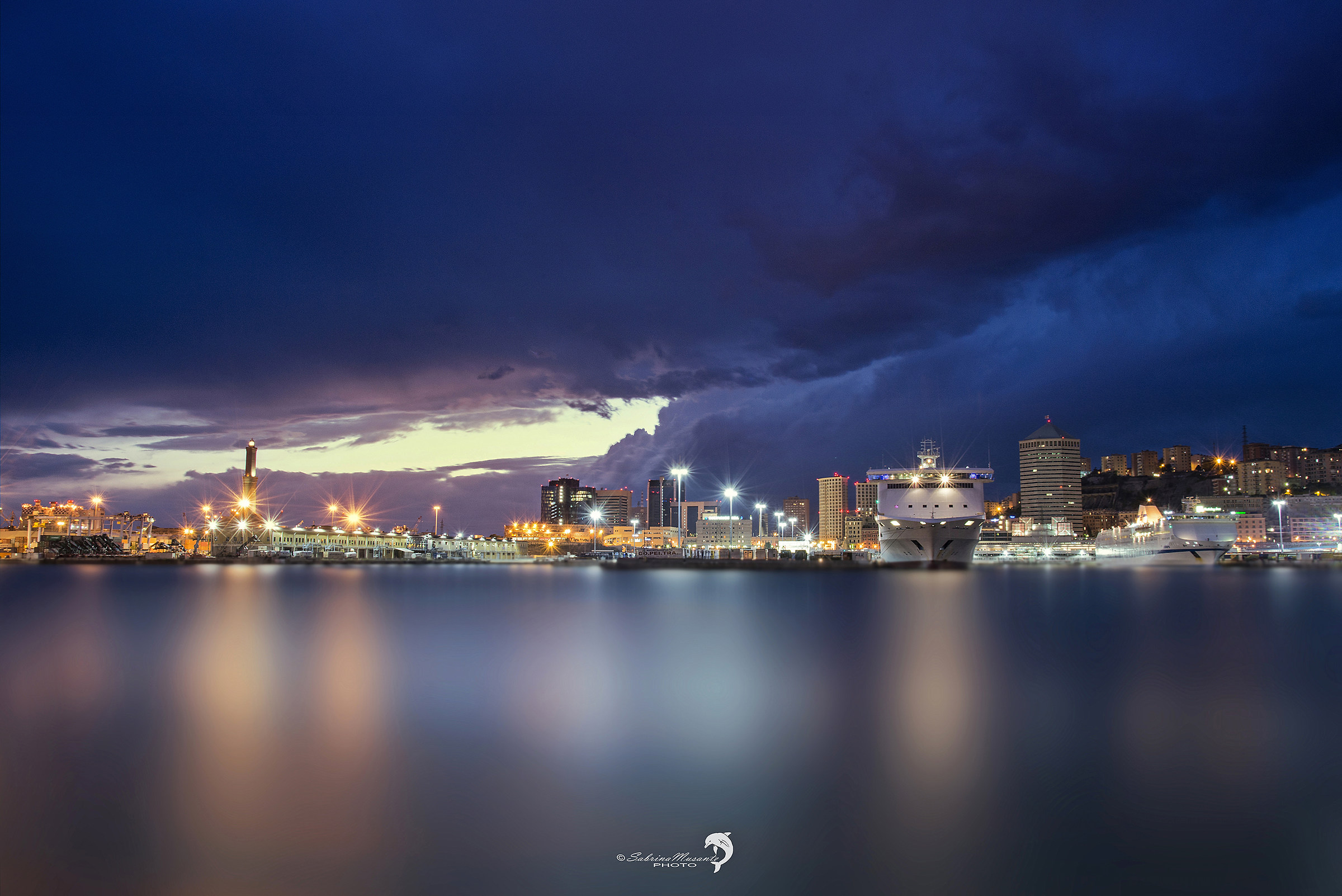 Reflection in the city .......