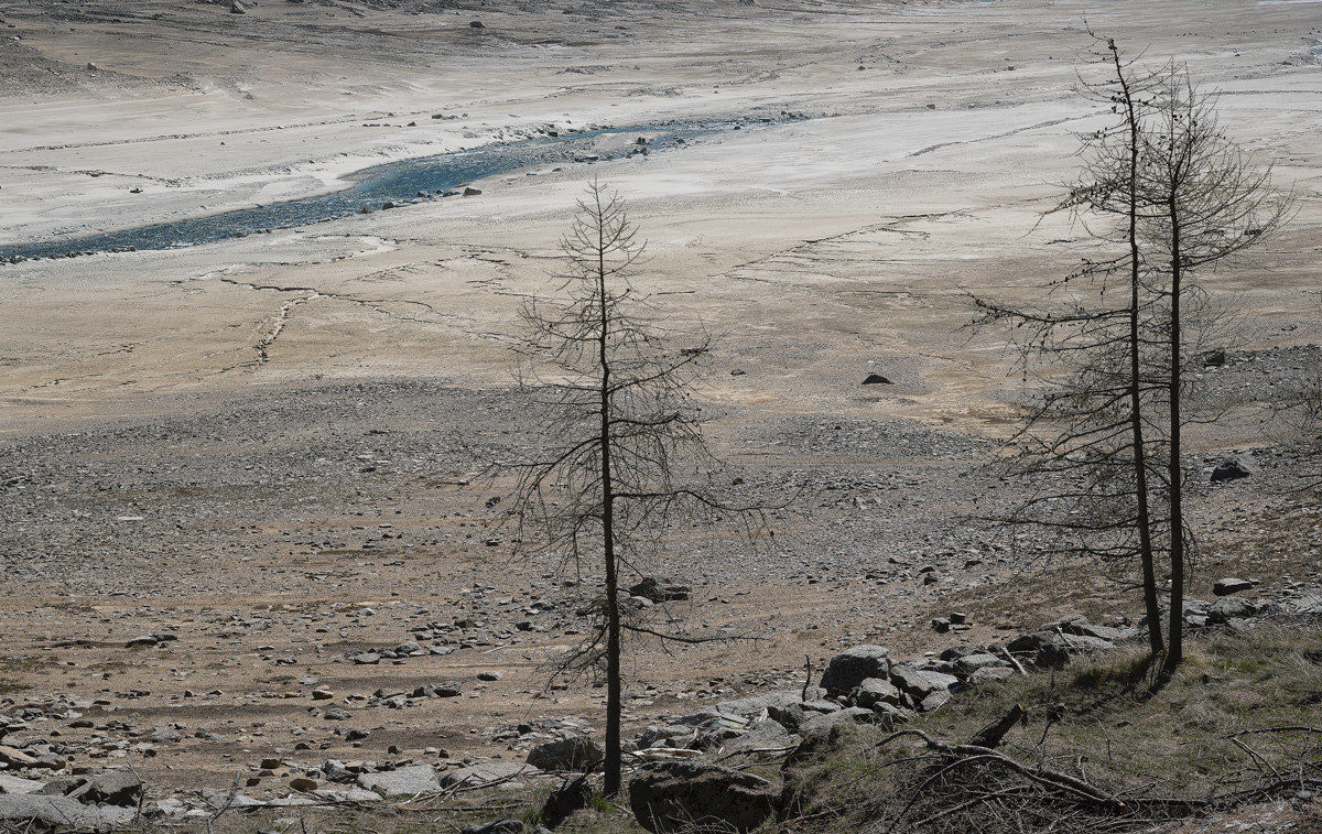 Lake without water-real Ceresole