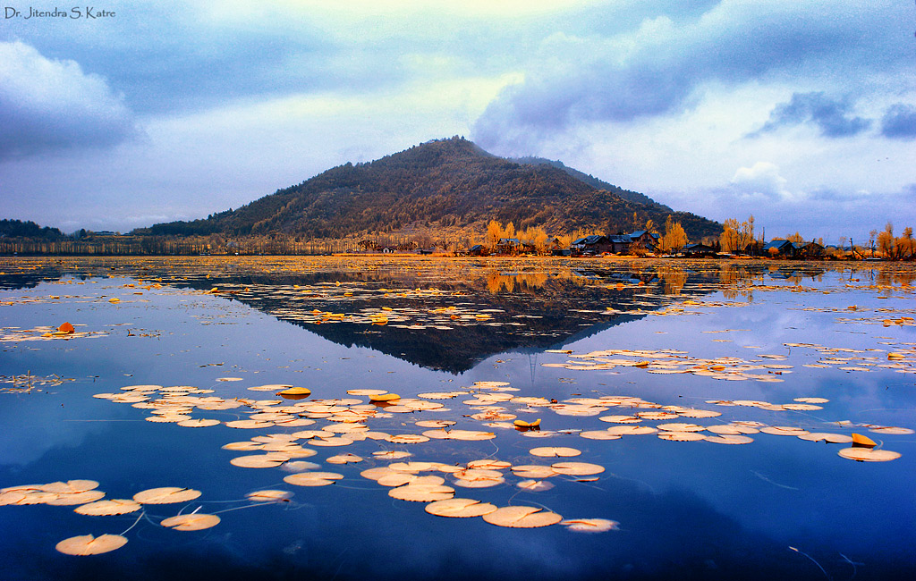 Dal lake in infrared 1