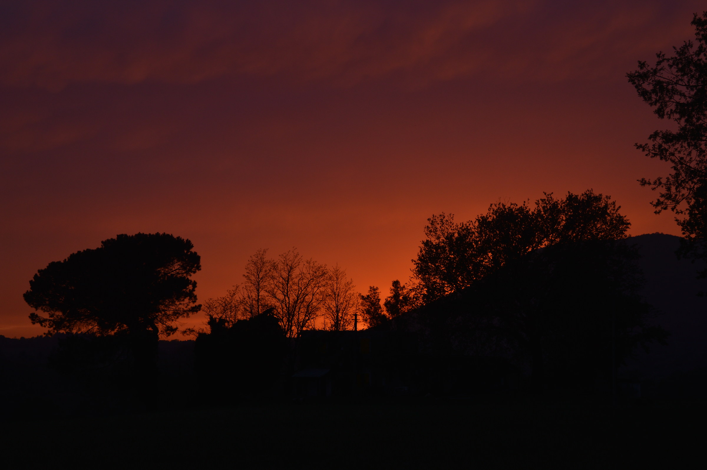 ...quei riflessi che il sole non lascia morire...