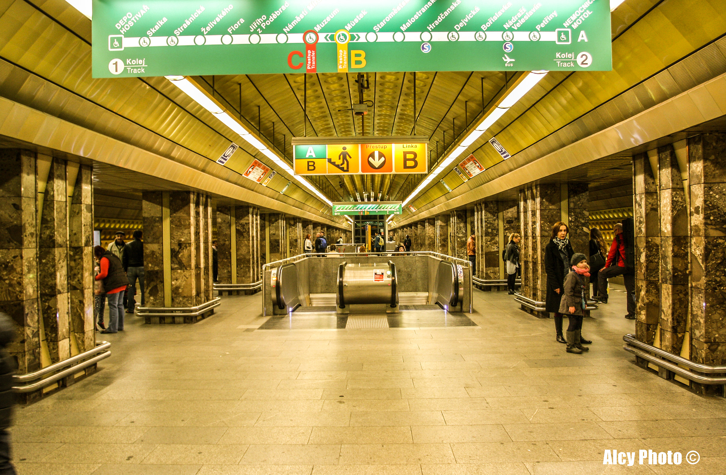 Mustek, Fermata d'Oro ?