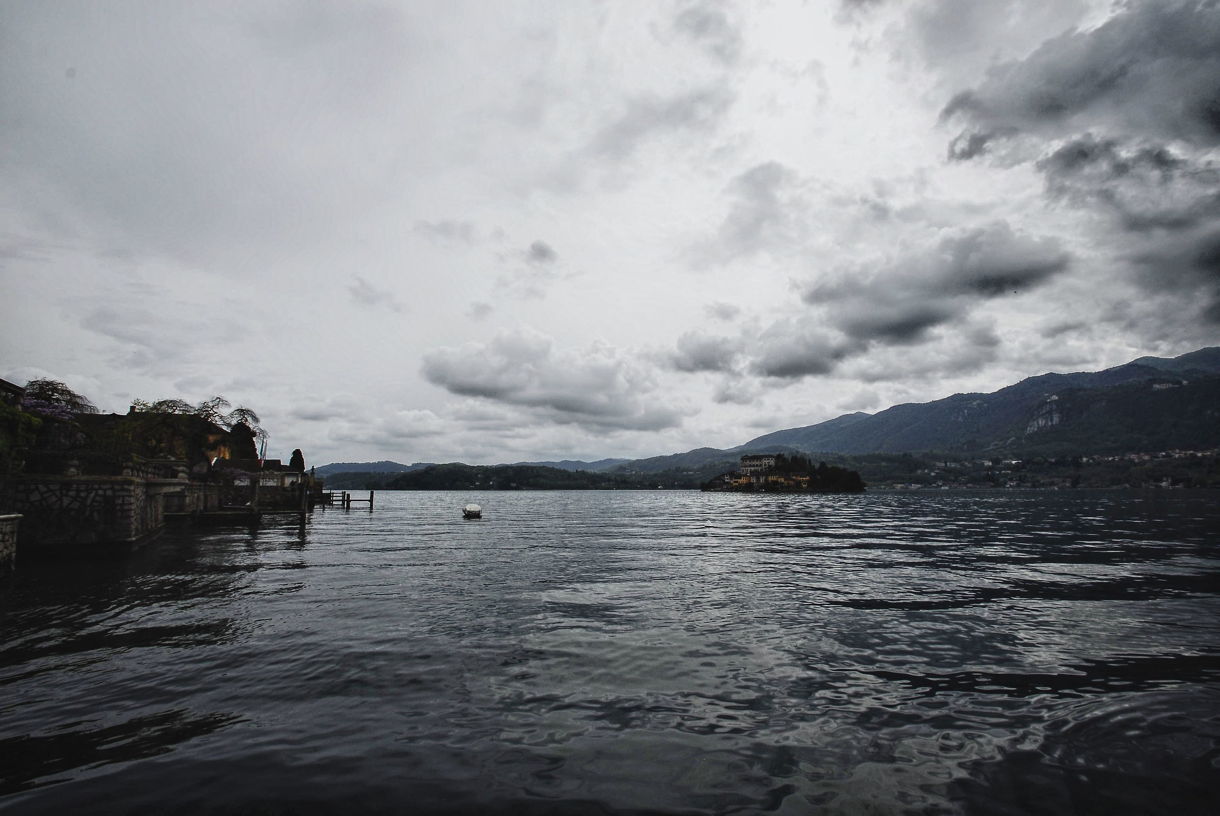 lago d'orta.  orta san giulio.