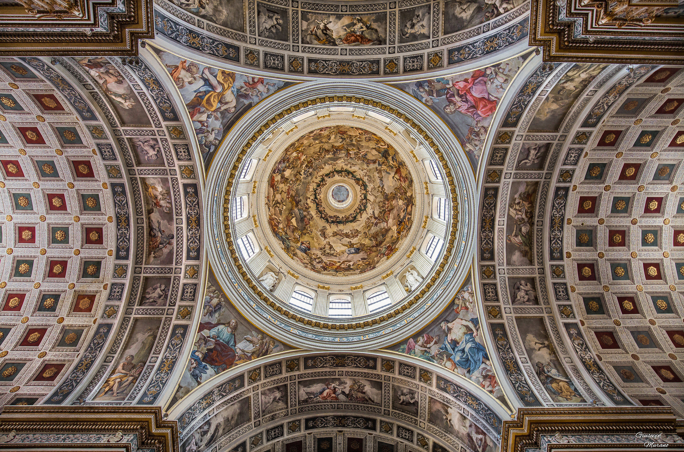 Geometrie del passato...(Int. Cupola S.Andrea Mantova)