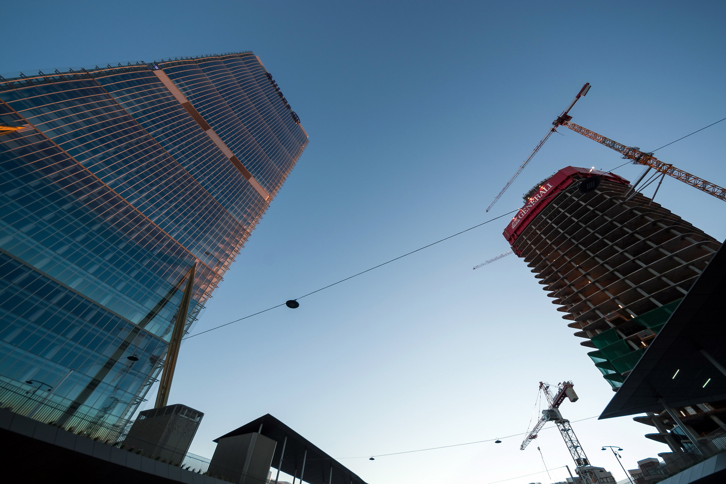 Citylife - Isozaki Tower e "Lo Storto" in costruzi...