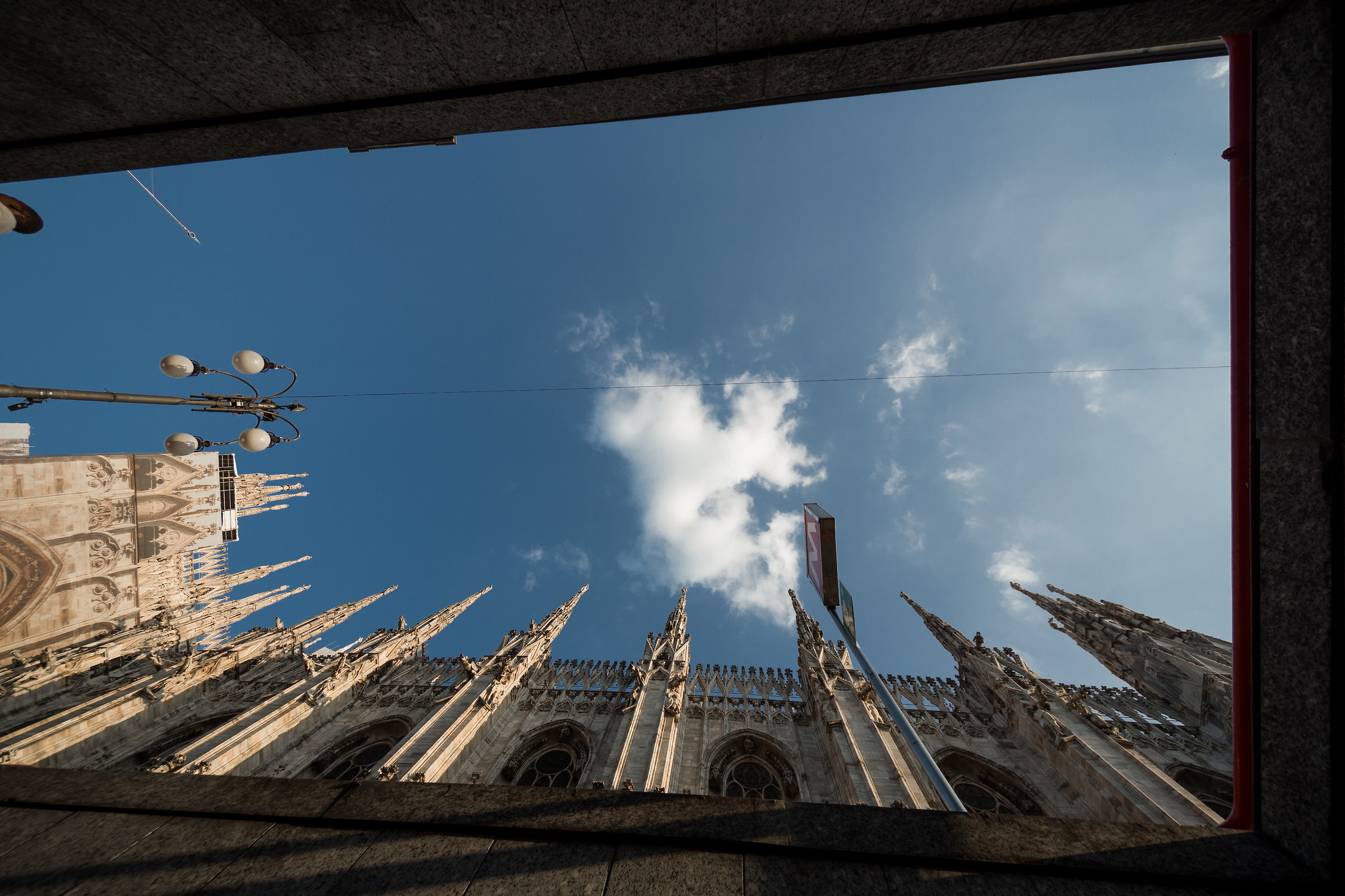 Il Duomo dalle scale della metropolitana