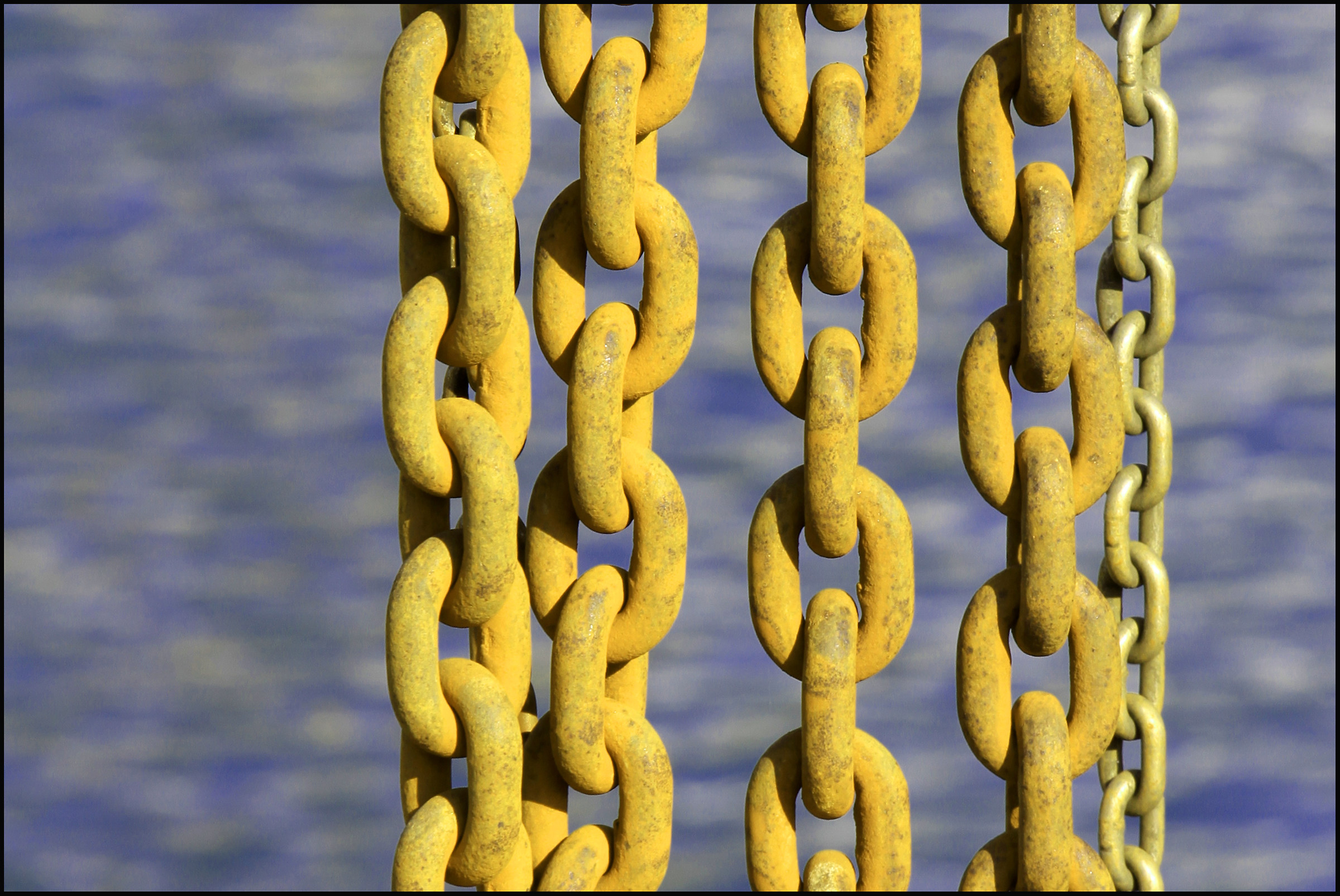 old chains in the port of Amalfi ....