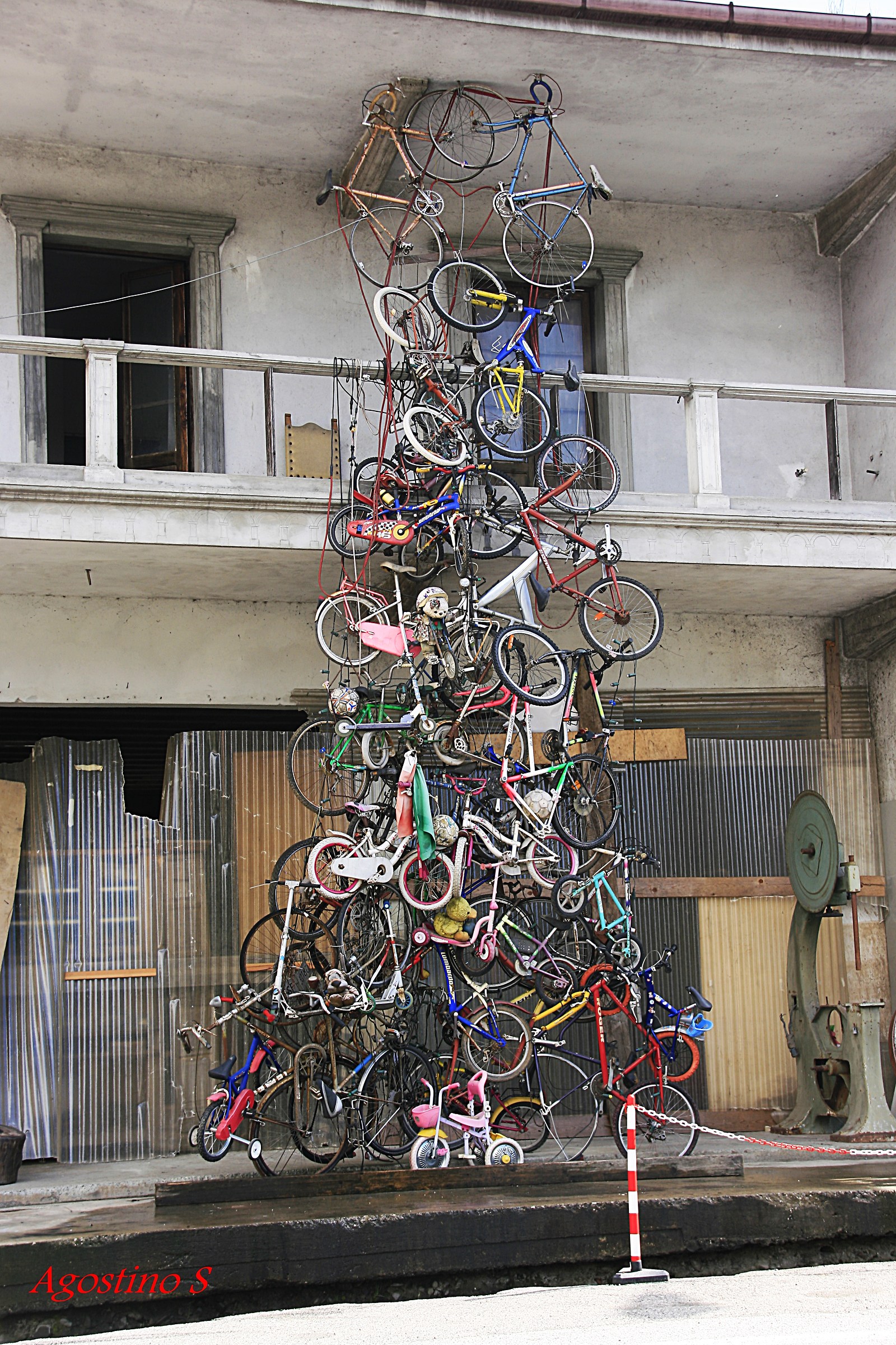 Monument dedicated to bikes