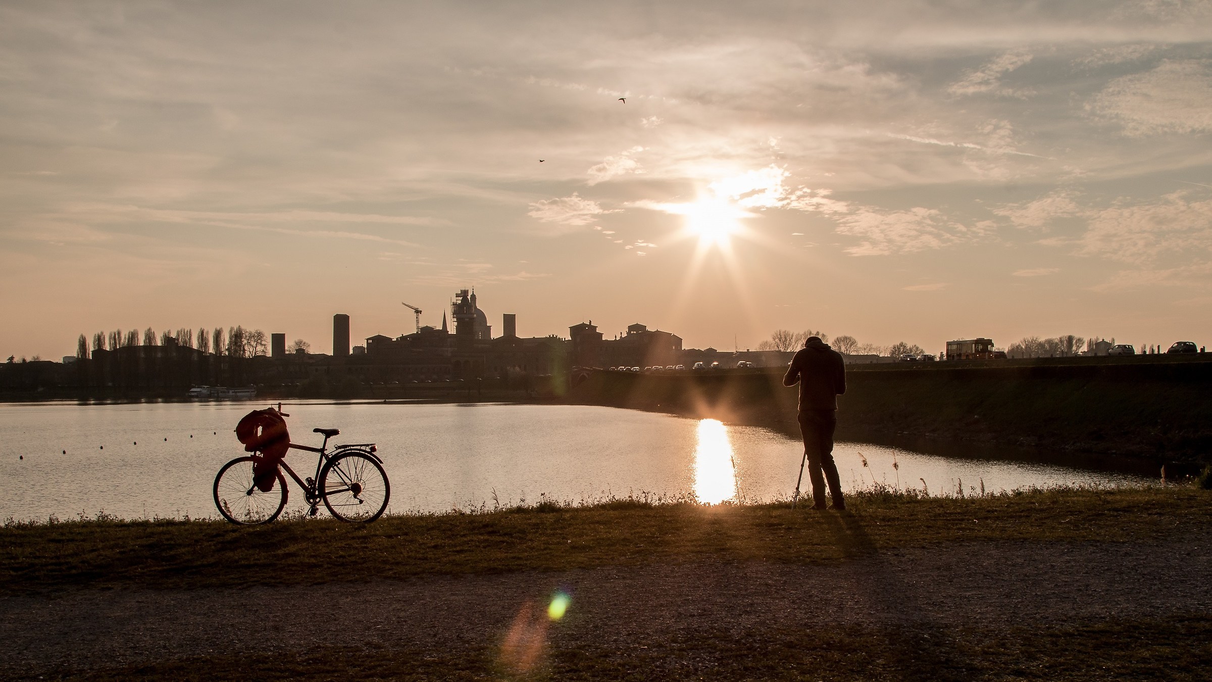 The lonely photographer
