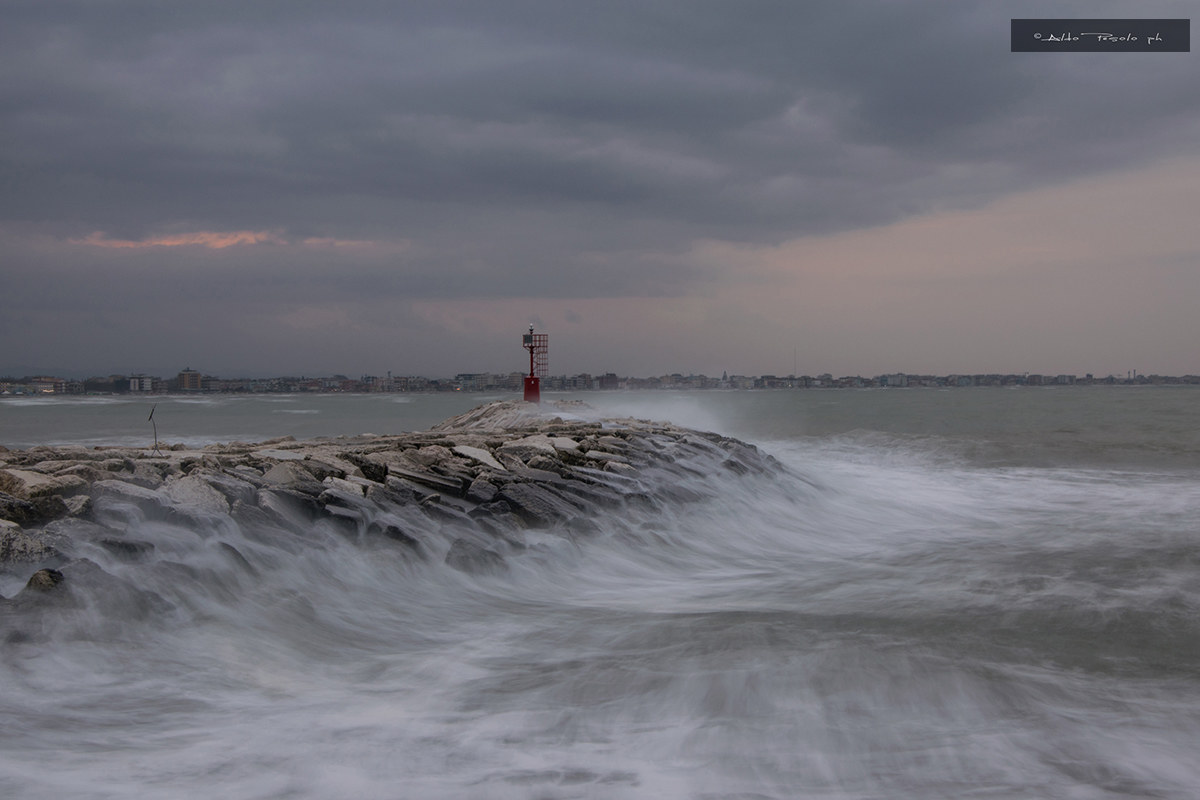 Il mare è senza strade, il mare è senza spiega...