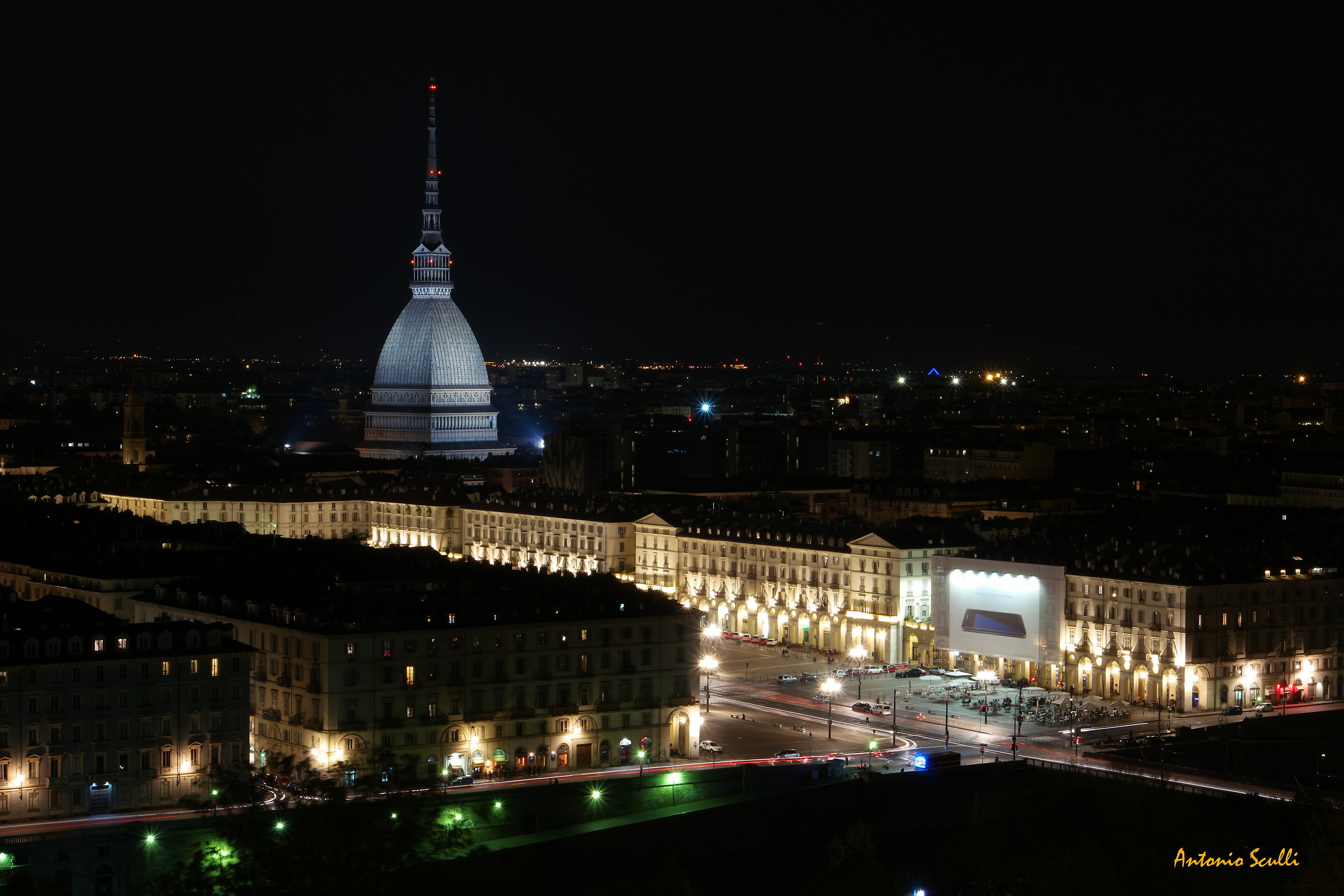 Torino by night