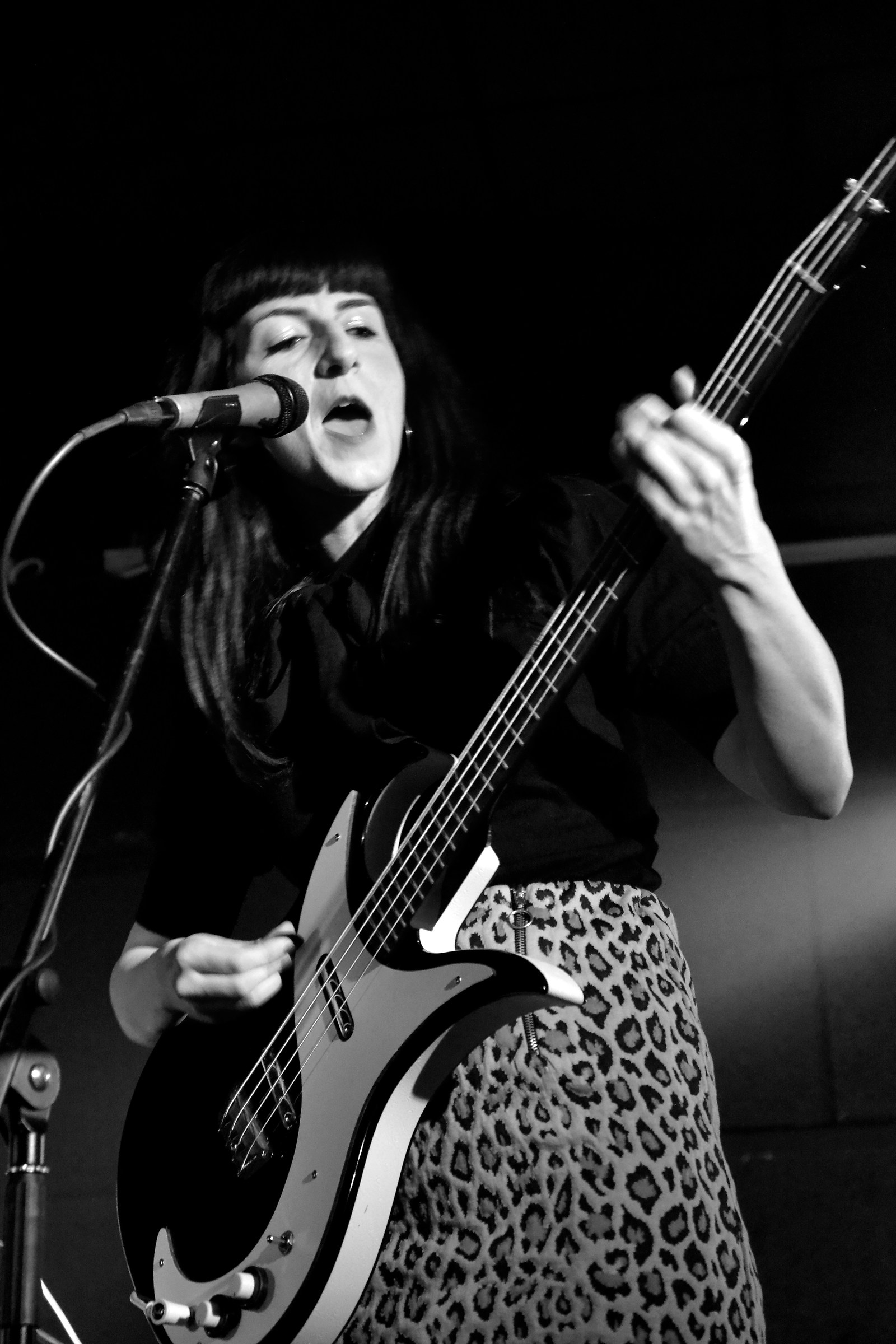 The bomb'o nyrics in concert