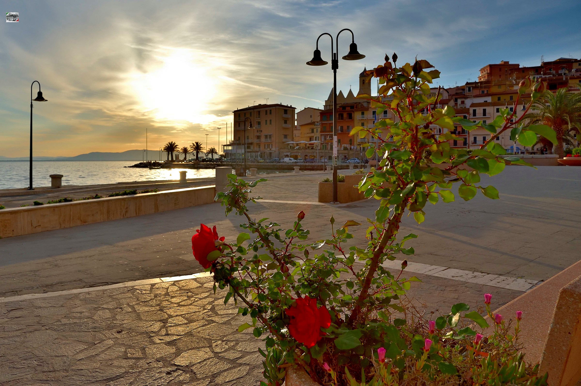 Porto Santo Stefano all'alba