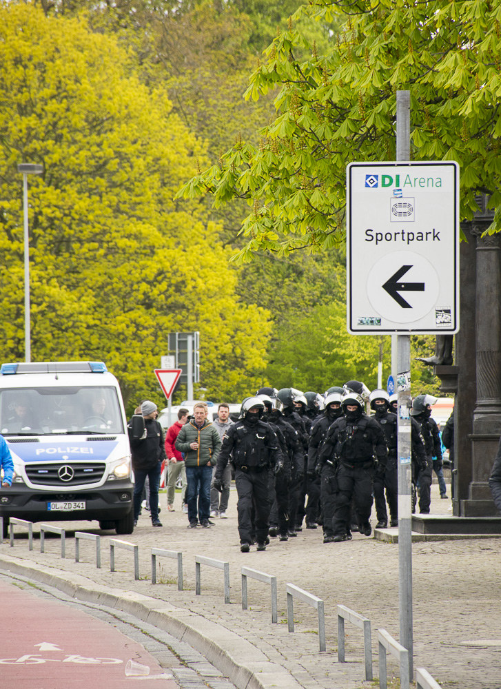 Being in the middle by accident ...