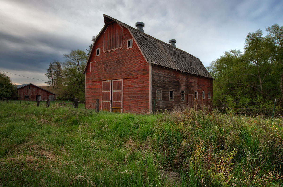 Palouse old Barn, WA, 3 RAW HDR