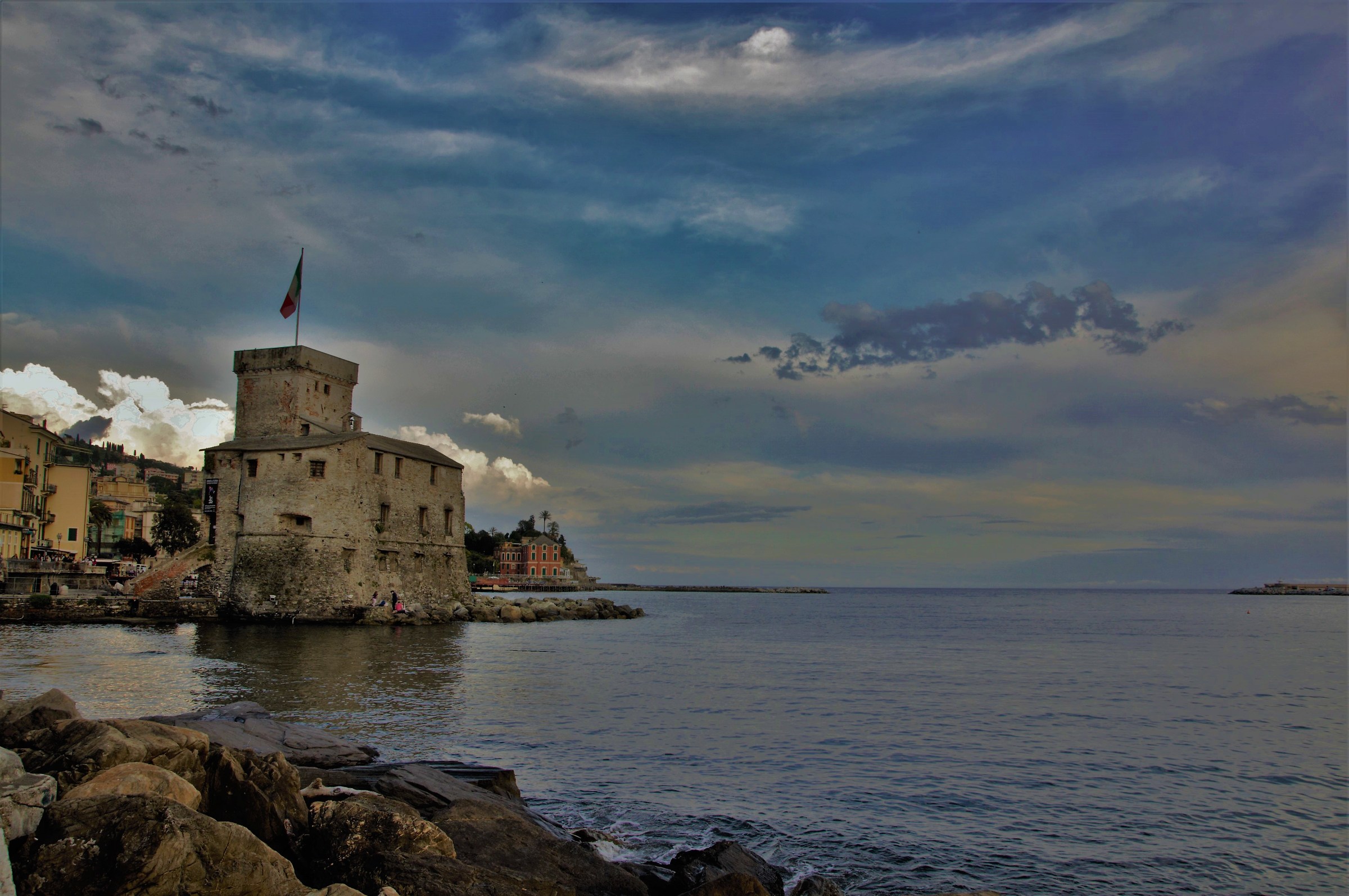 The castle seen from Ponente