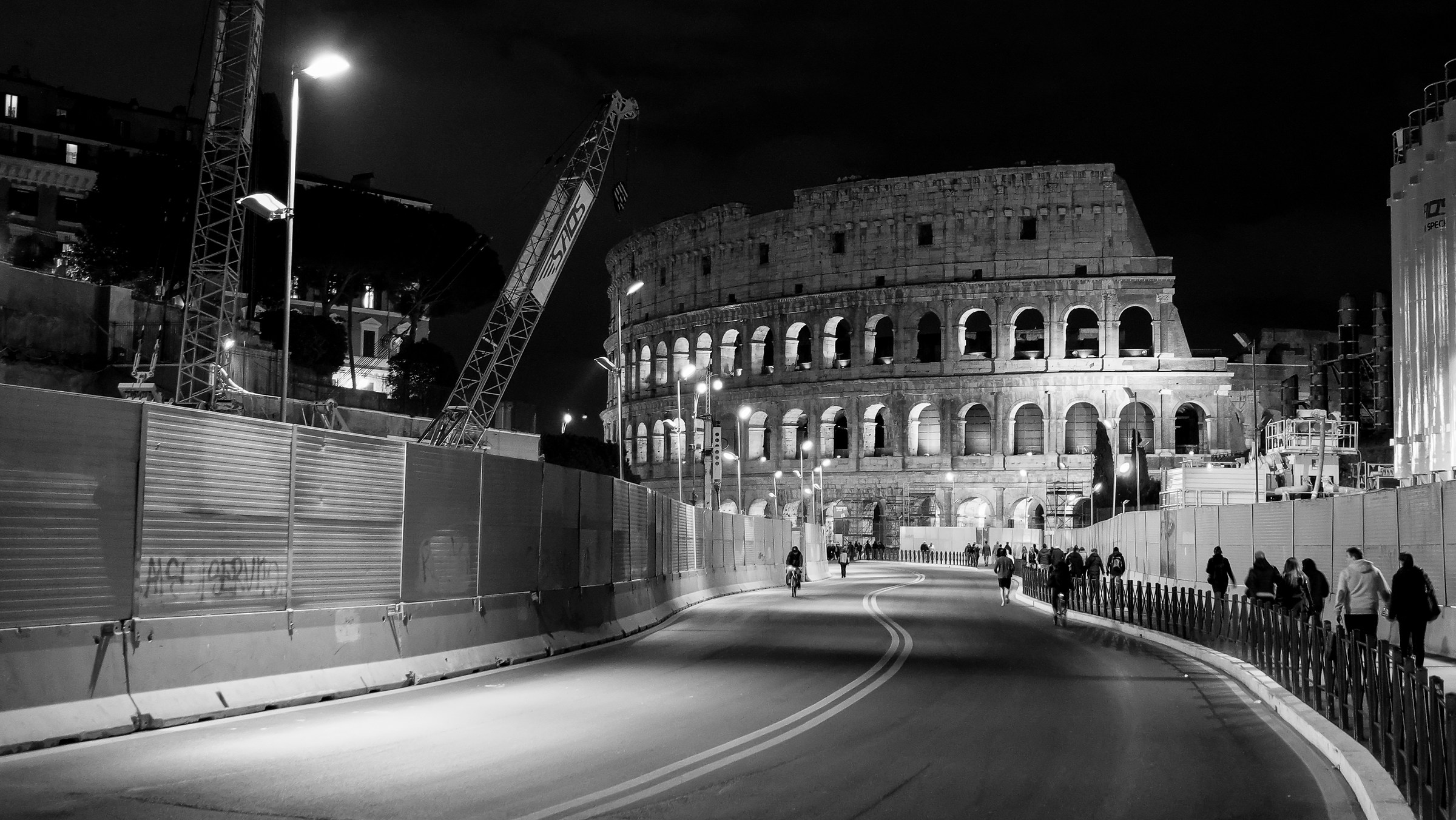 Colosseum under construction