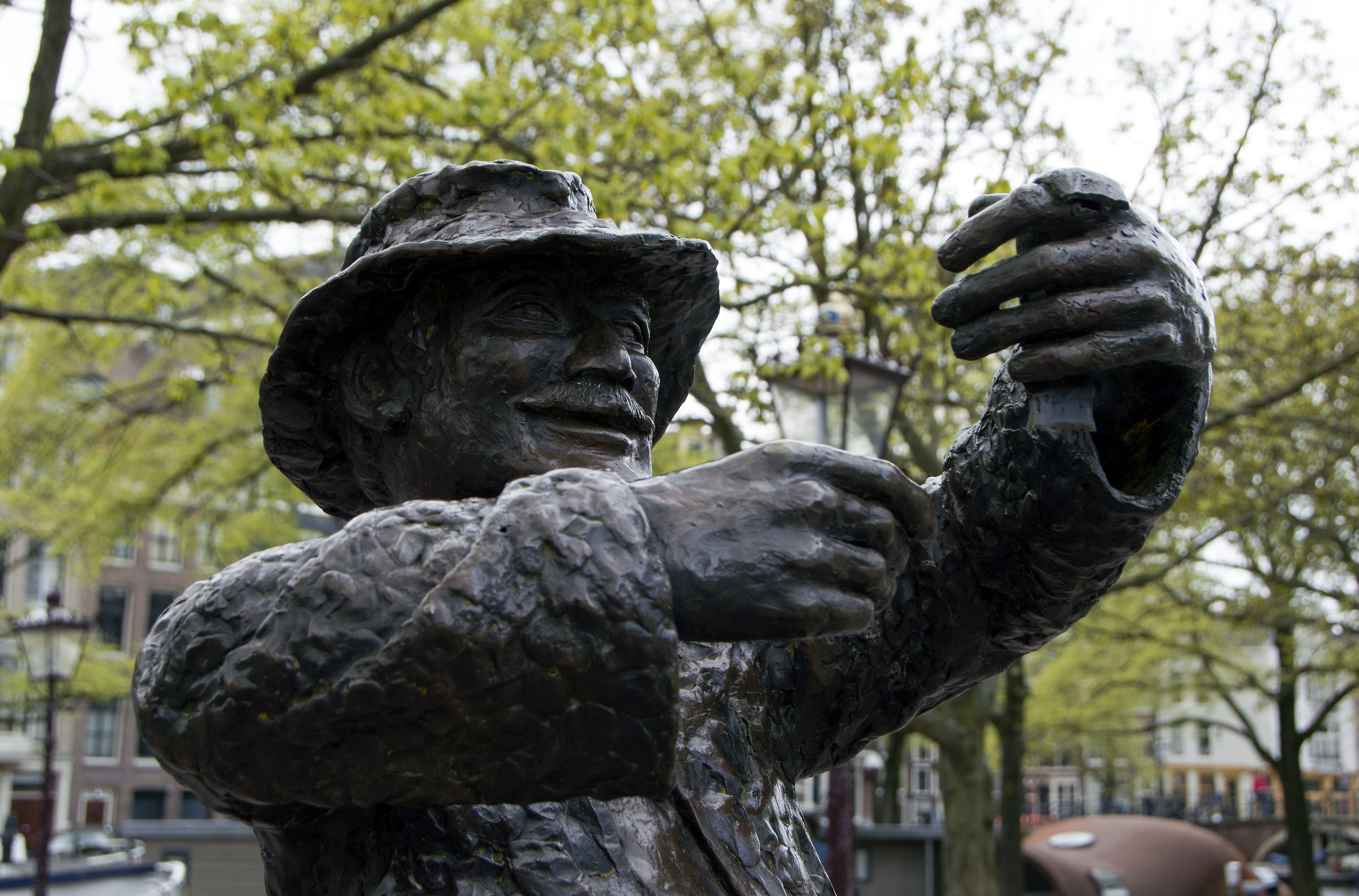 Ice cream? No! street lamp