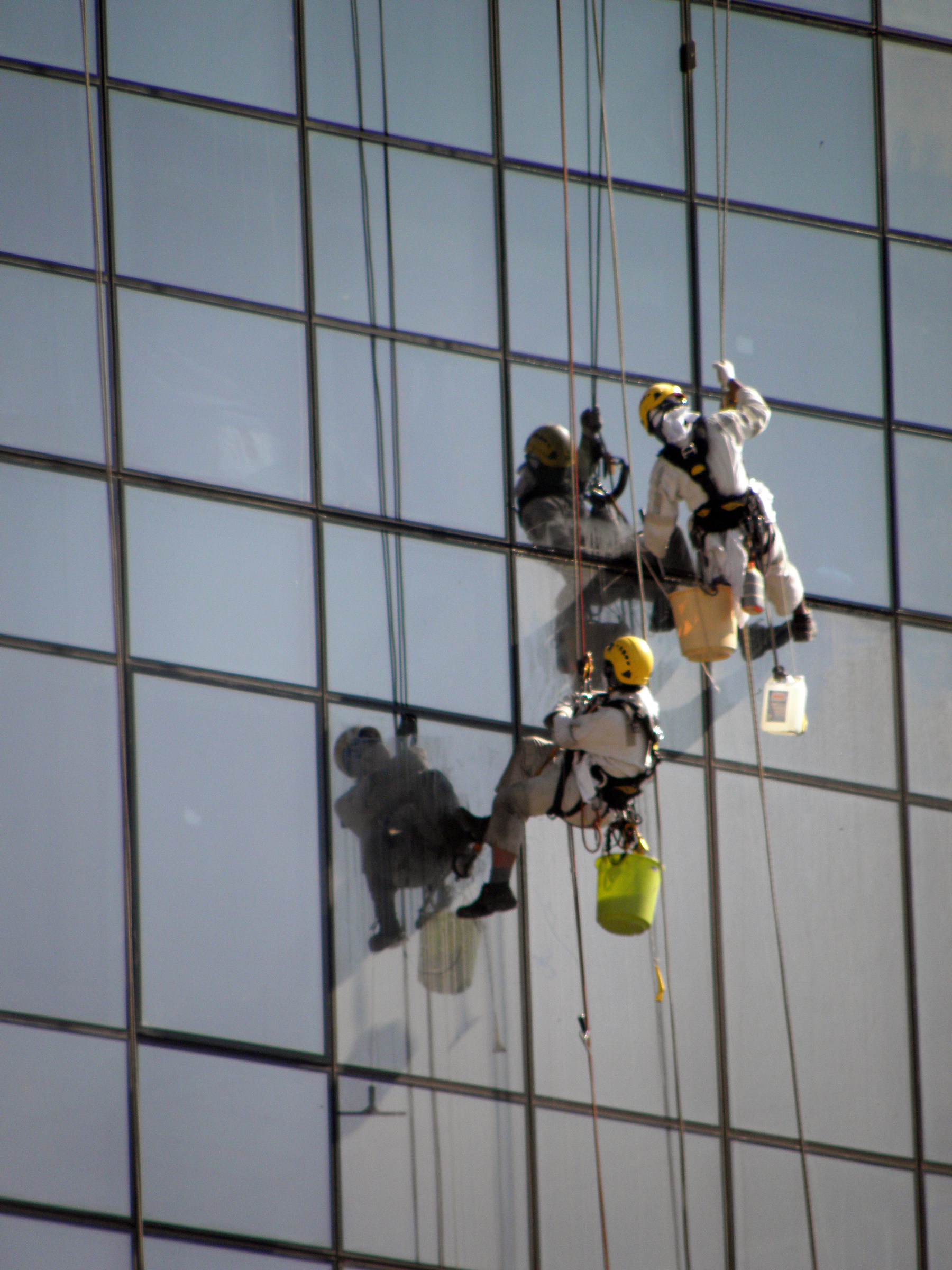 the glass lava - Abu dhabi