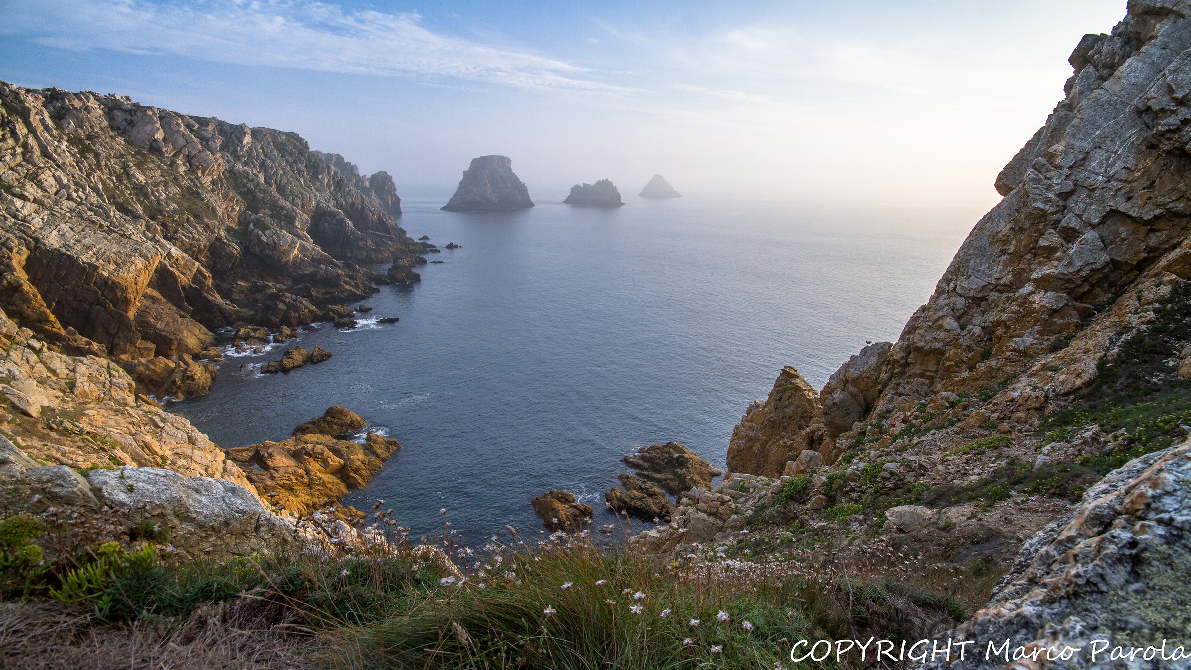 Light fog in Pointe de Pen-Hir