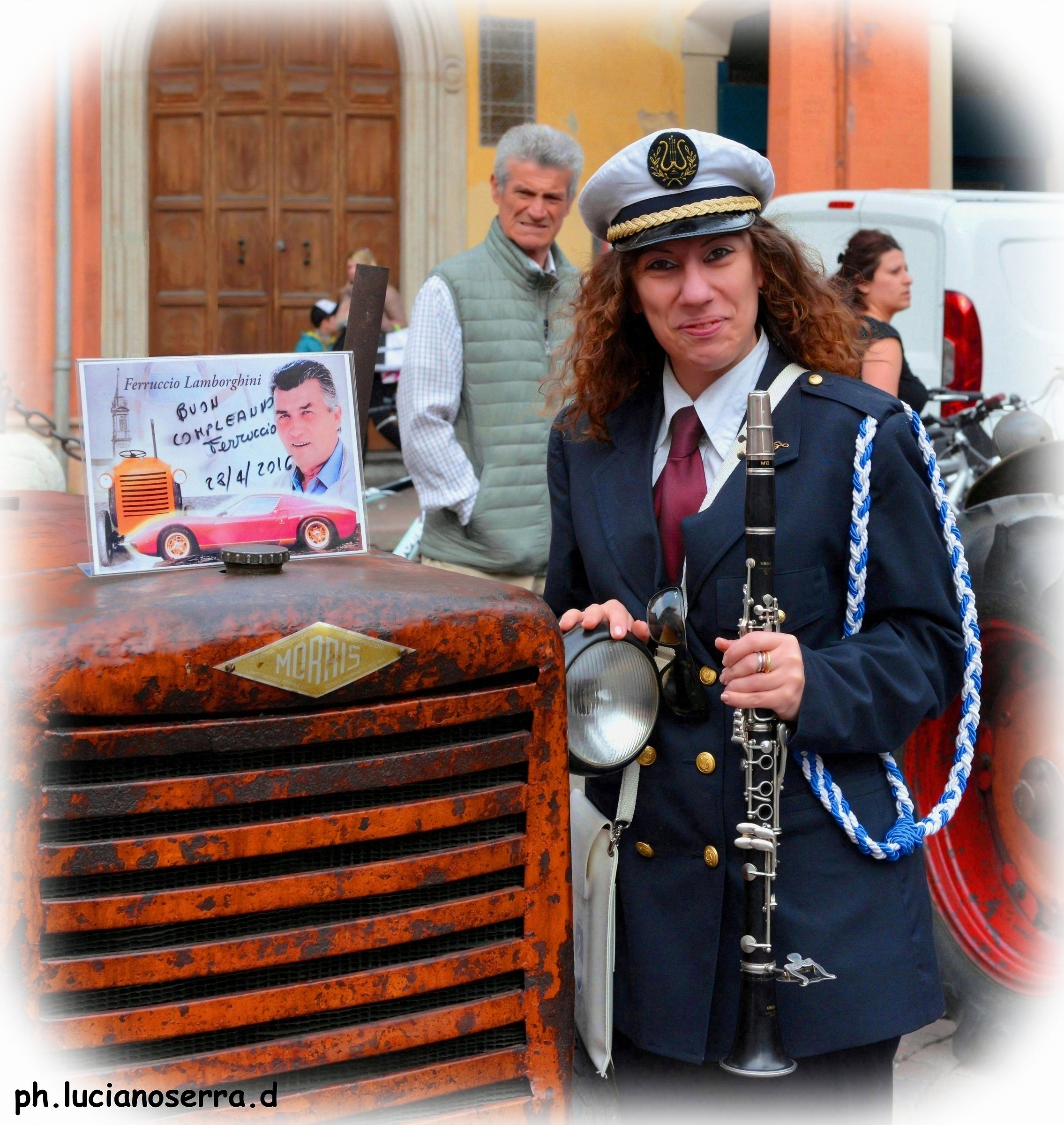 Please ... I would click a photo here?