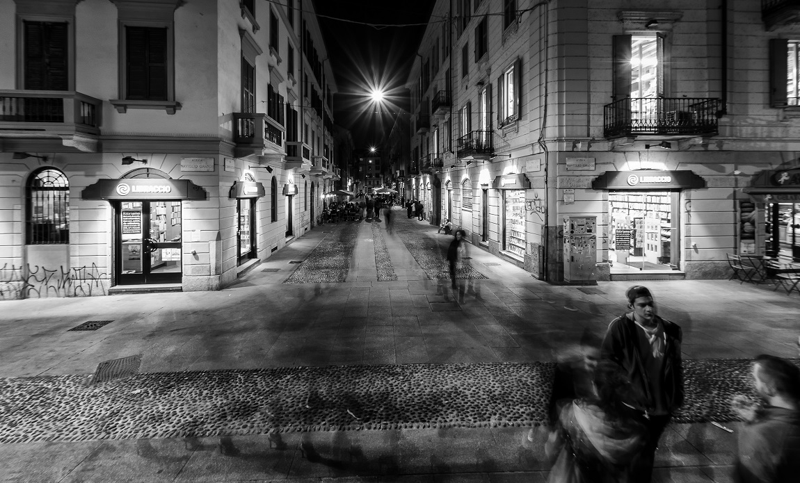 nocturnal encounters between ships