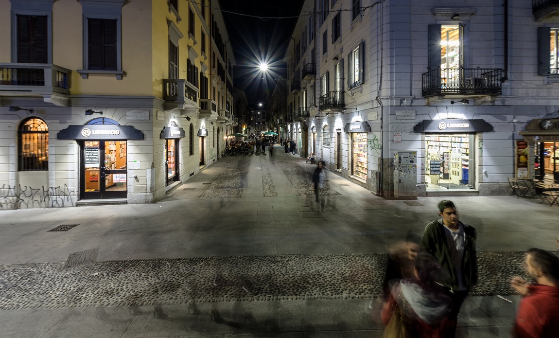 nocturnal encounters between ships