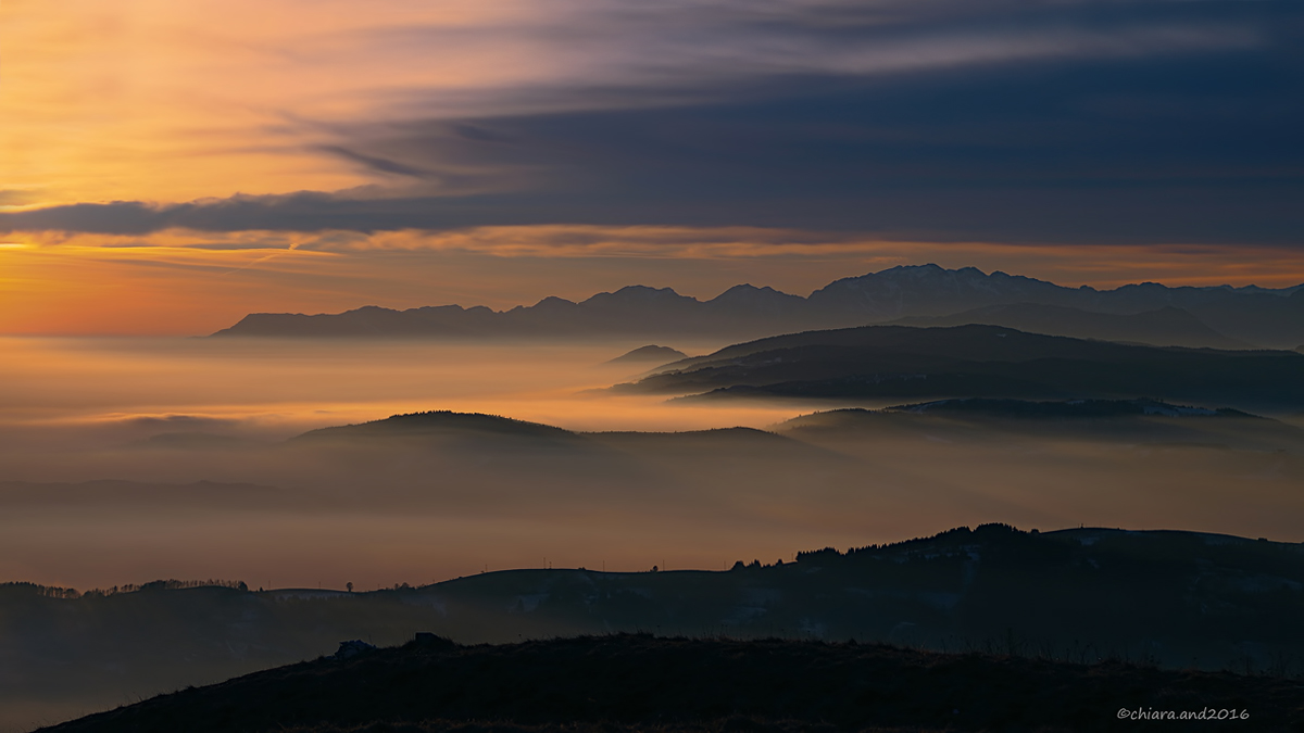 Night falls and the colors shine ...