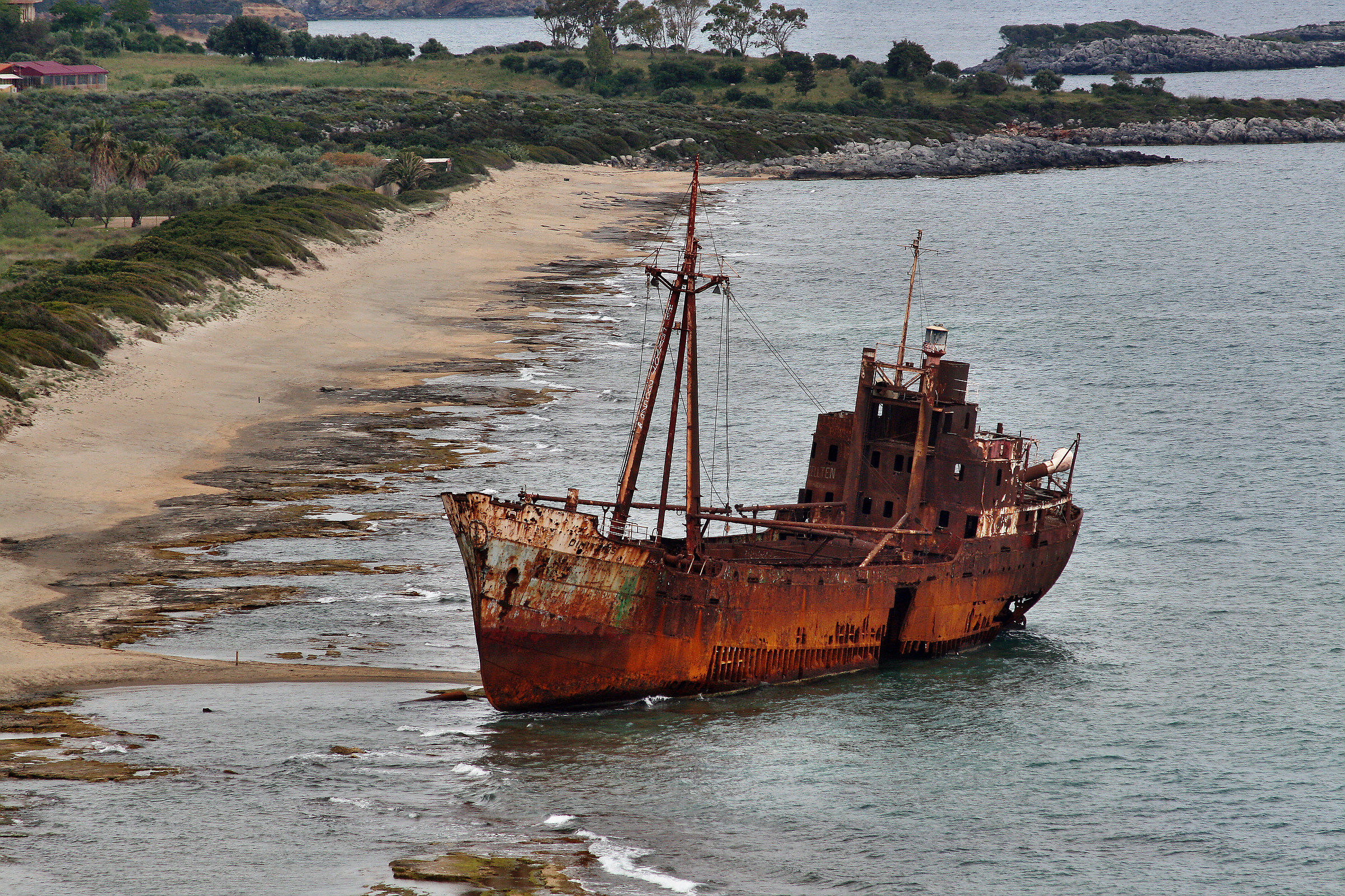 Da qualche parte in Mani, nel poco profondo ...