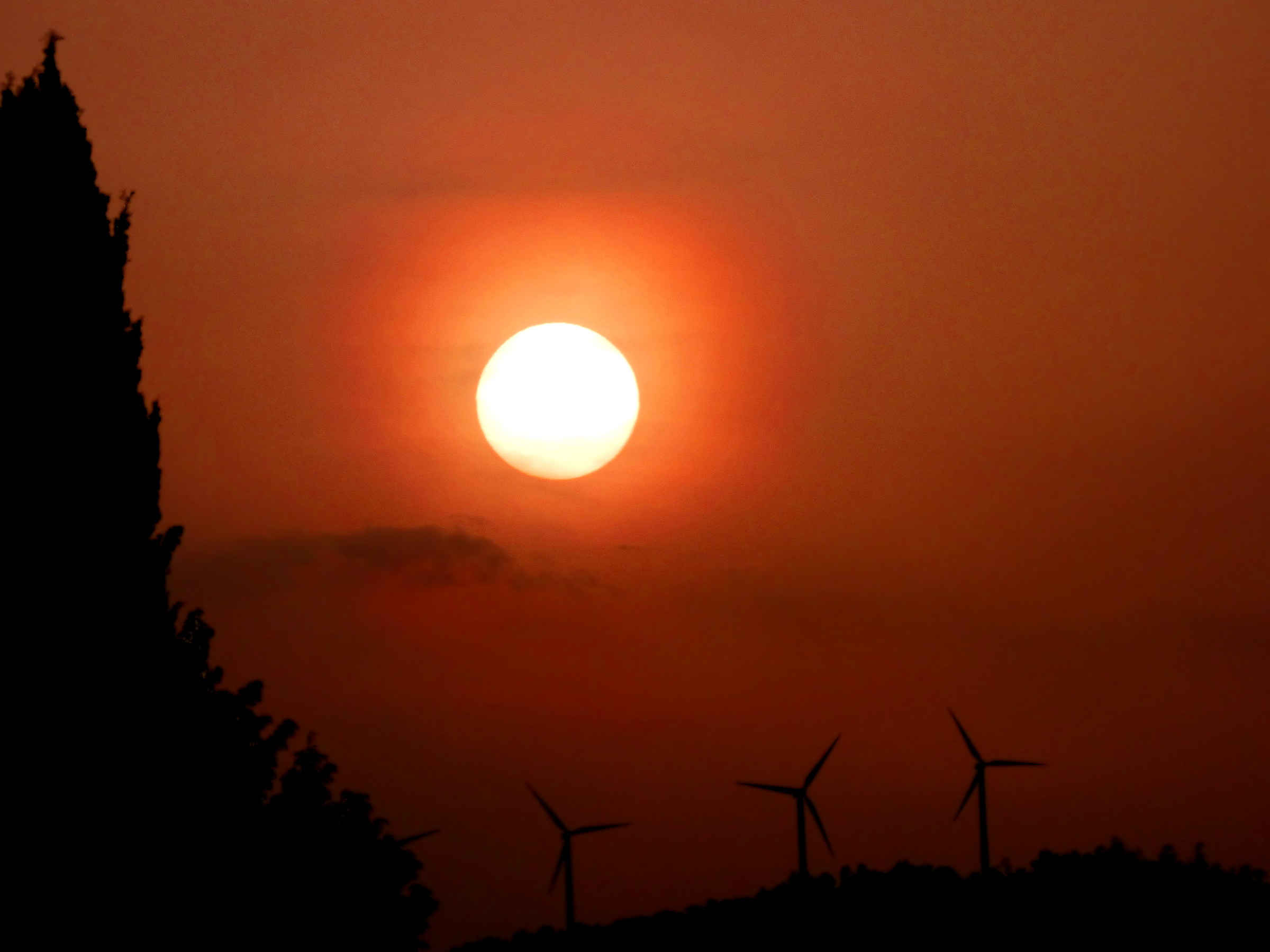 Tramonto sulle eliche