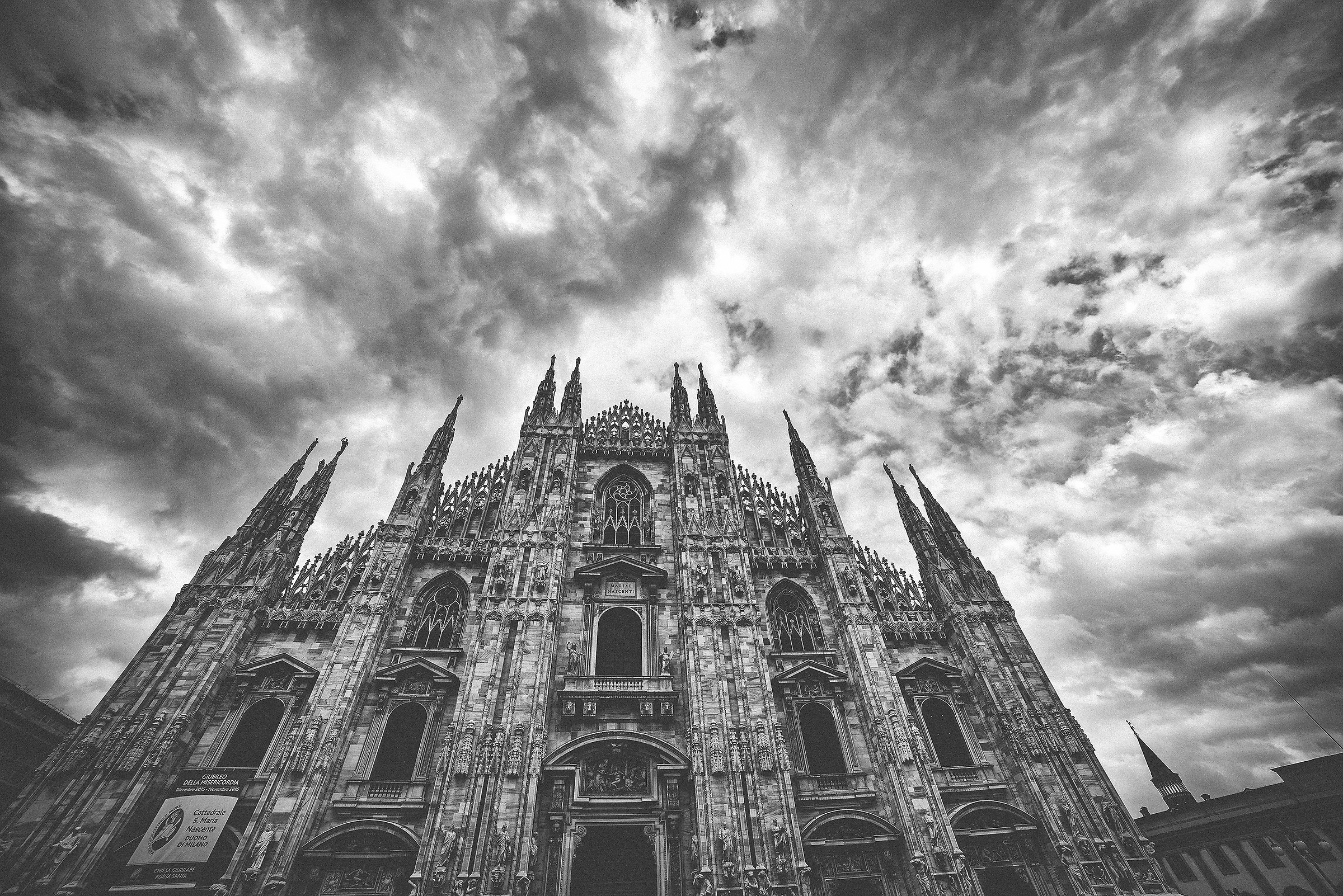 el dom de milan