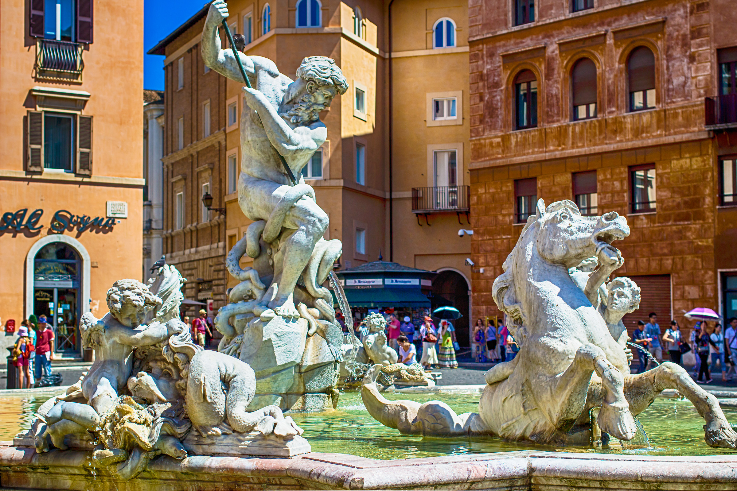 Fountain Nettuno_Piazza Navona_Roma