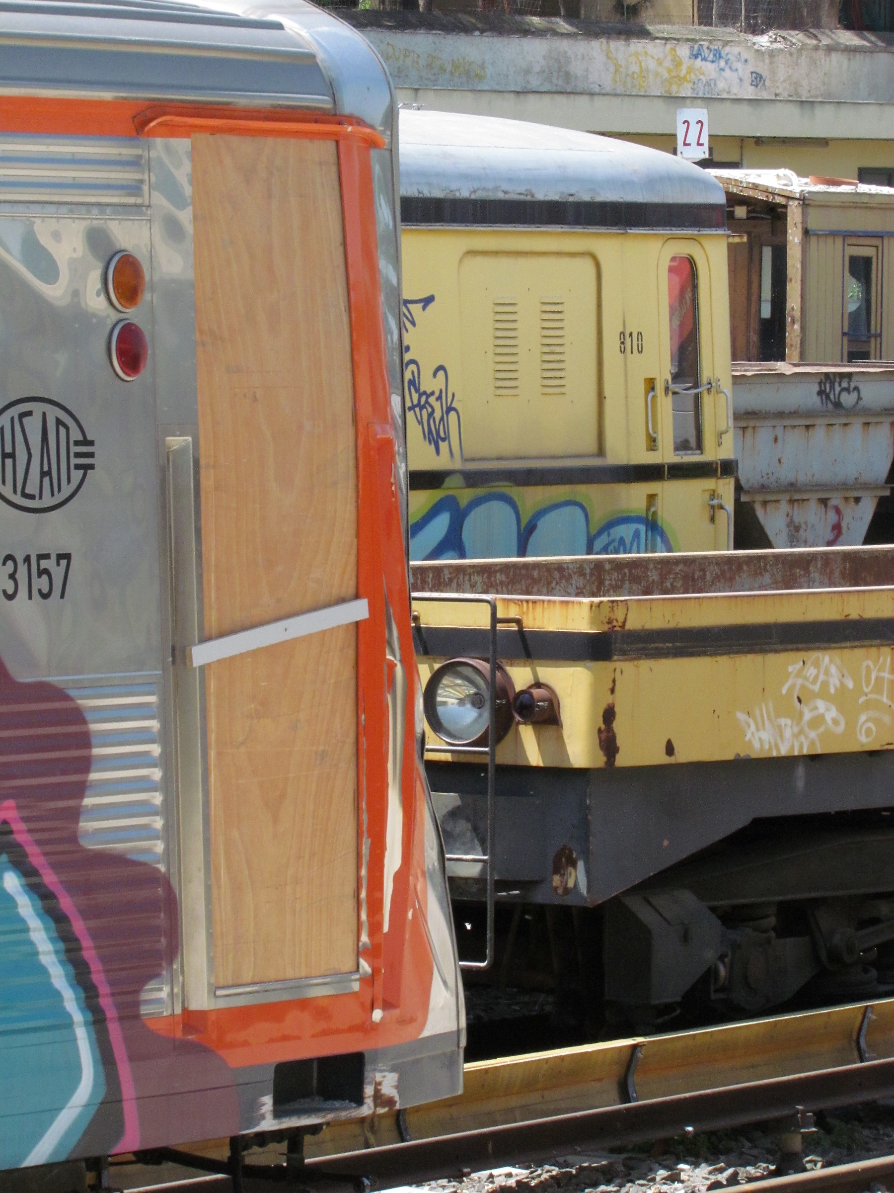 I treni dismessi, Athens, Thission