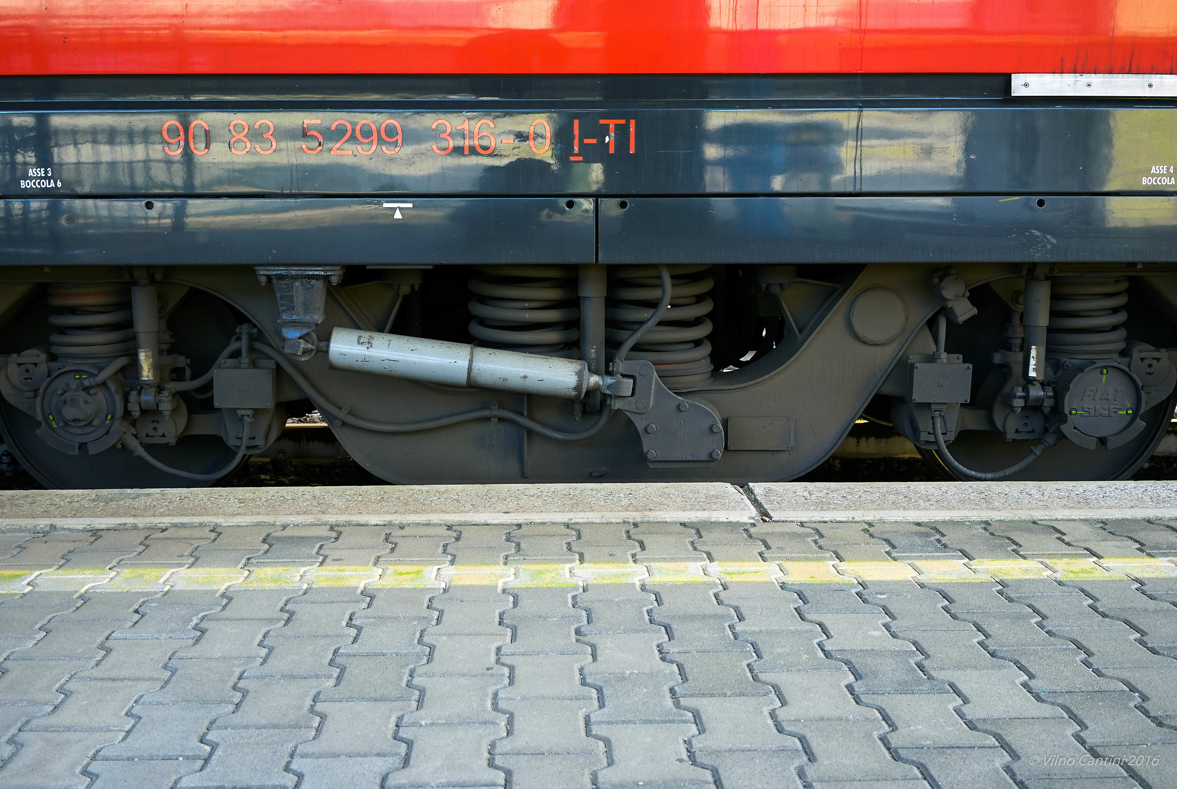 Do not cross the yellow line